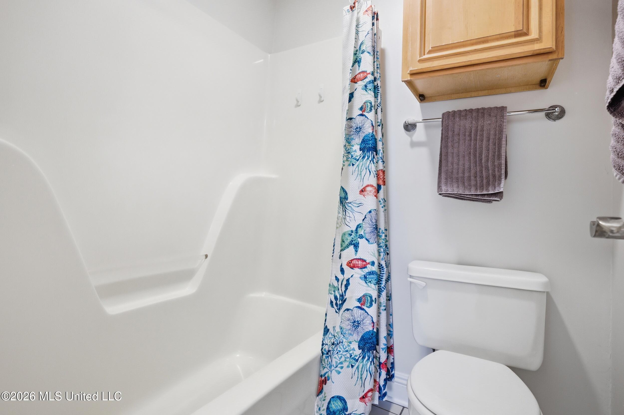 6920 Pinehurst Drive Property Photo 25
