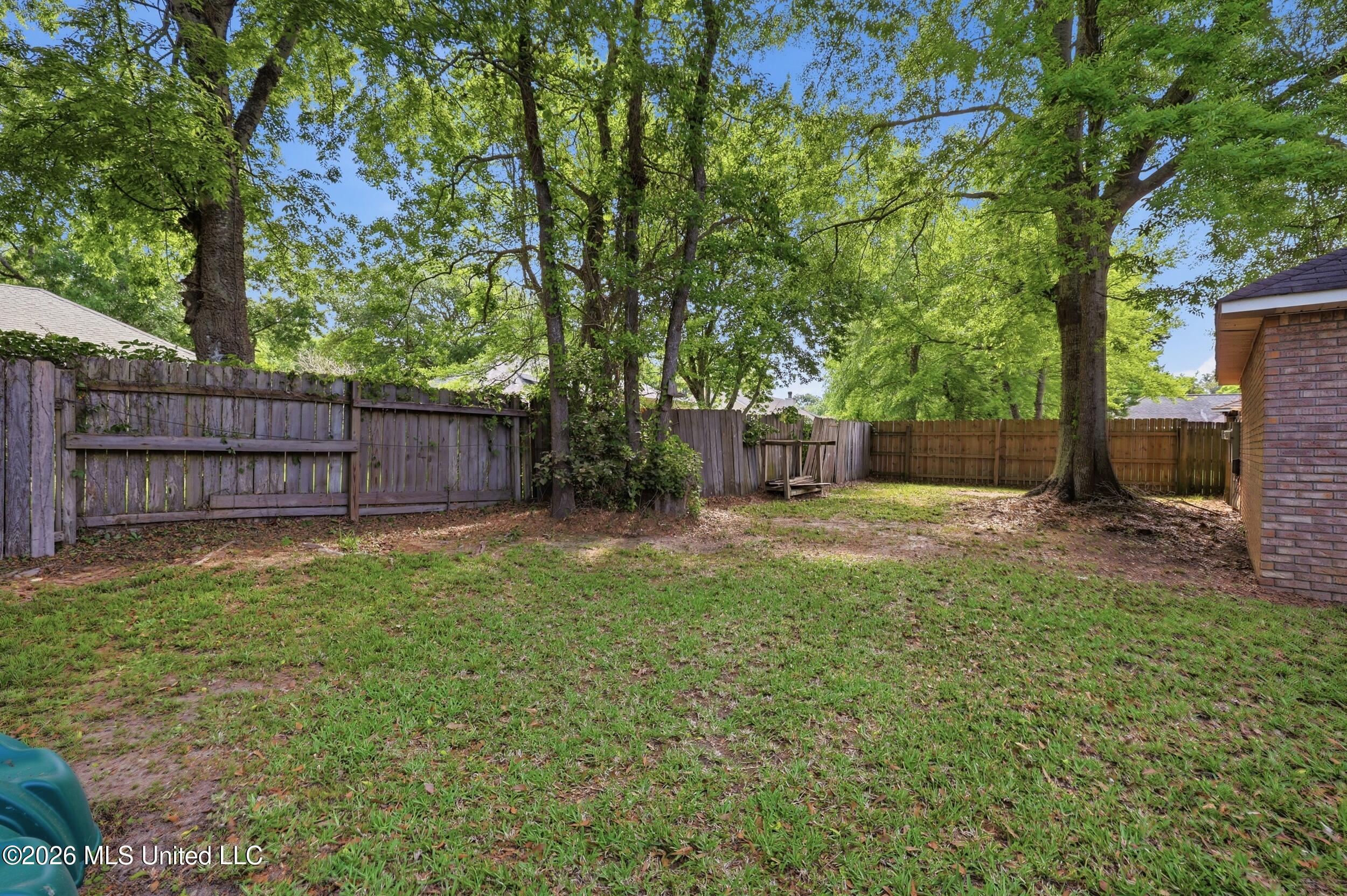 6920 Pinehurst Drive Property Photo 37