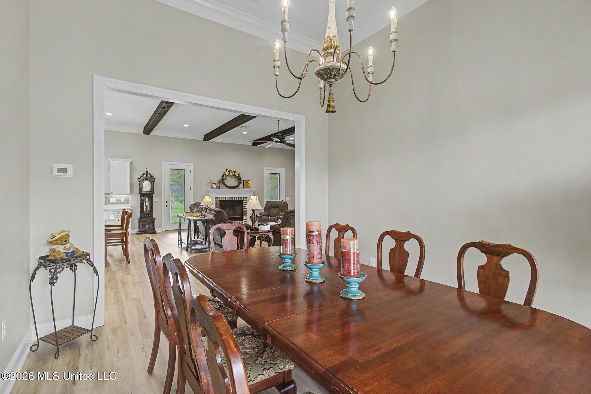 1034 W Mchenry Road Property Photo 18