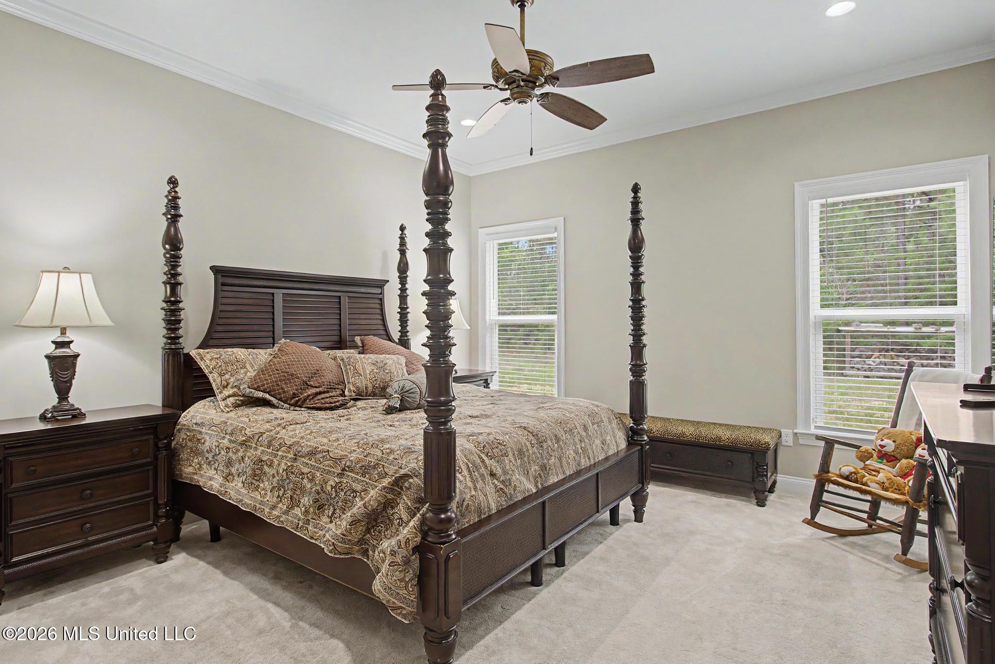 1034 W Mchenry Road Property Photo 18