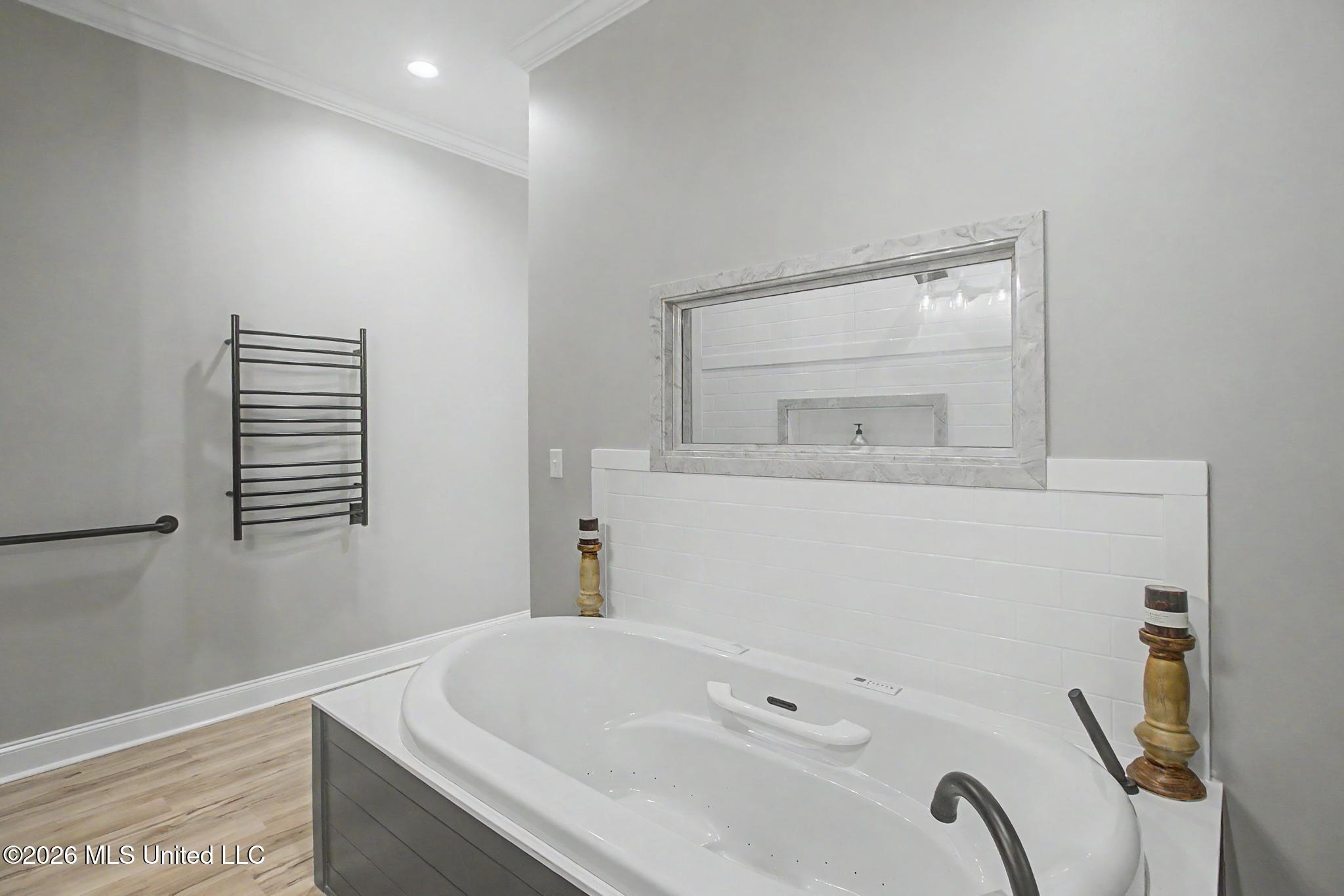 1034 W Mchenry Road Property Photo 20