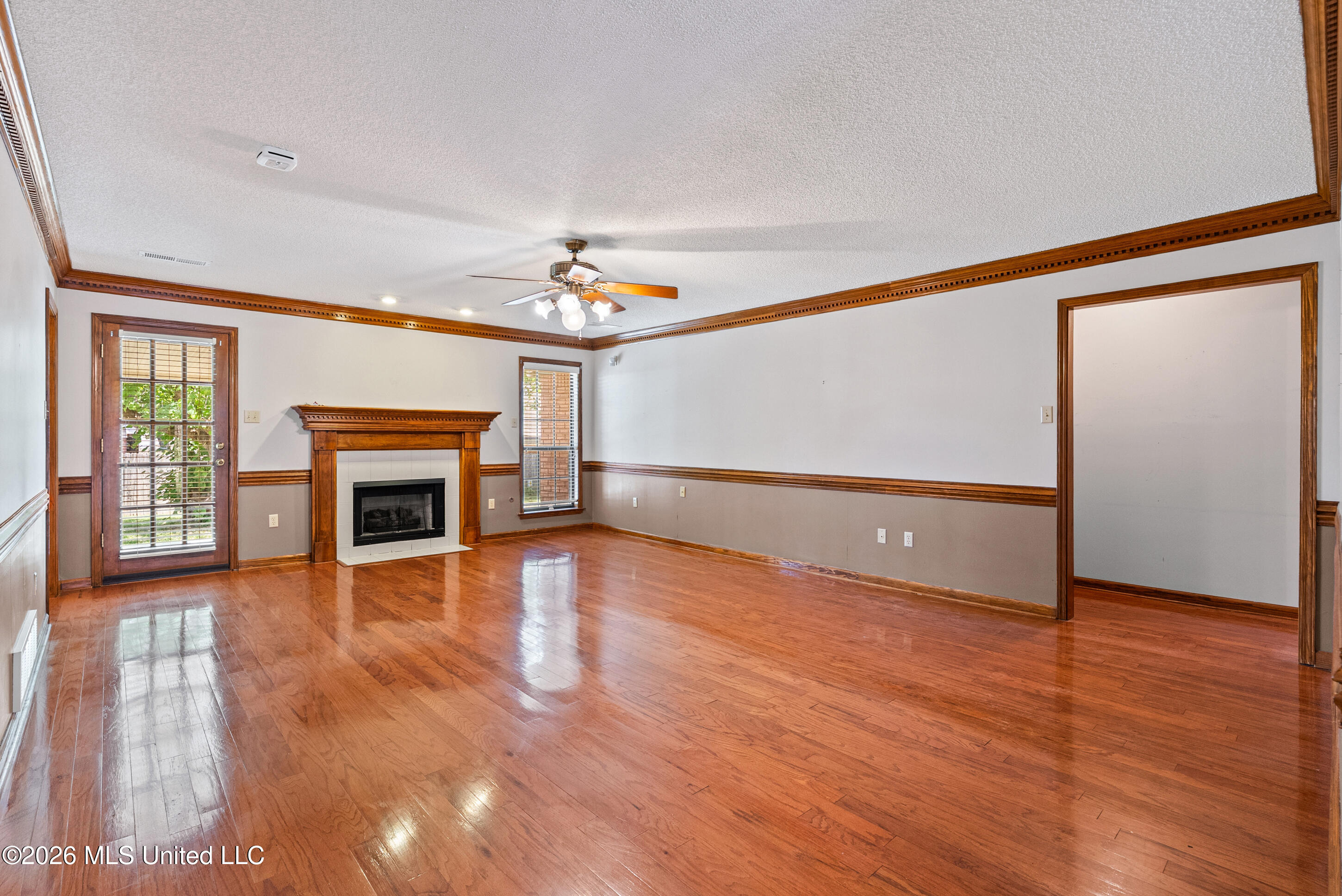 5944 Southbend Lane Property Photo 4