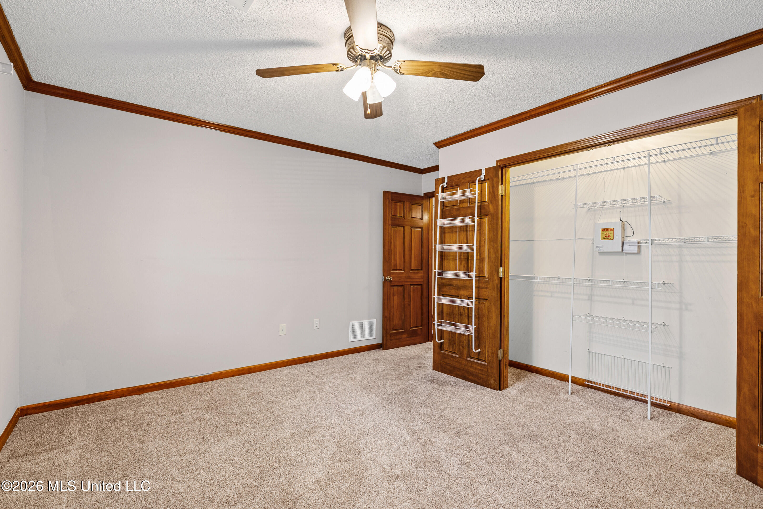 5944 Southbend Lane Property Photo 29
