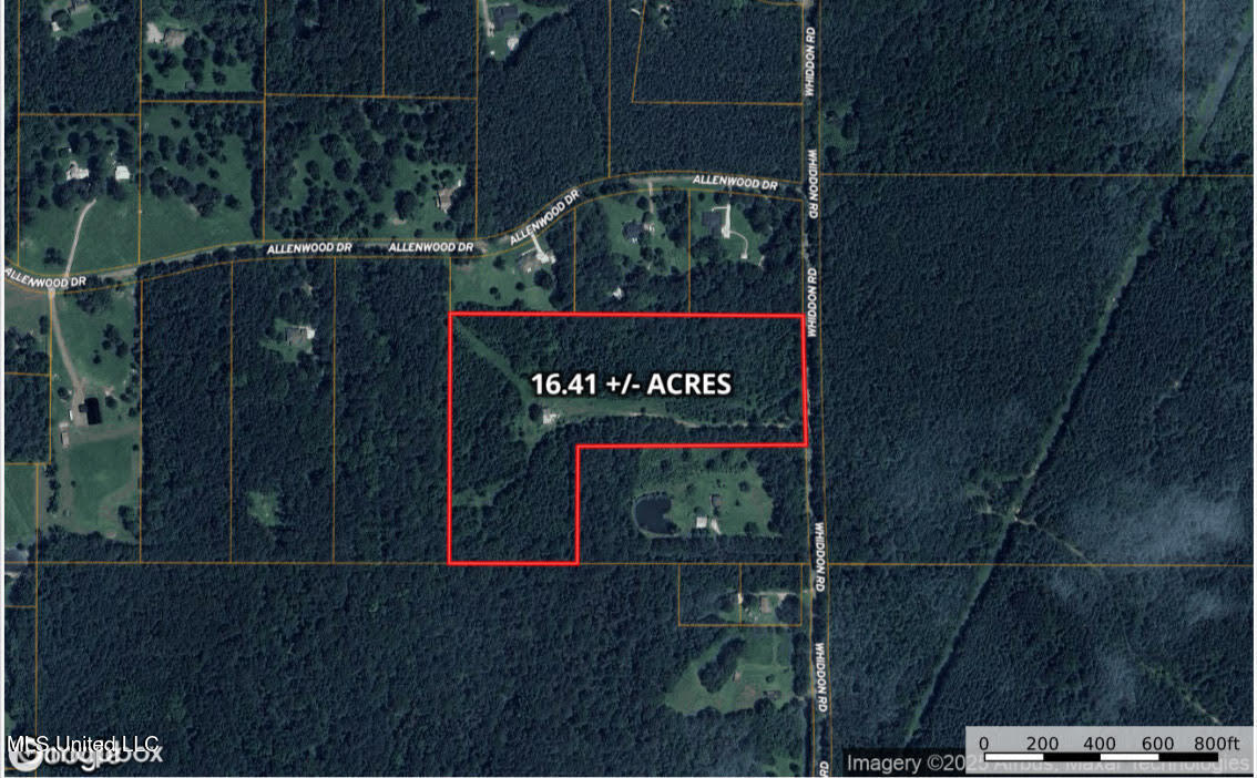 392 Whiddon Road Property Photo 2