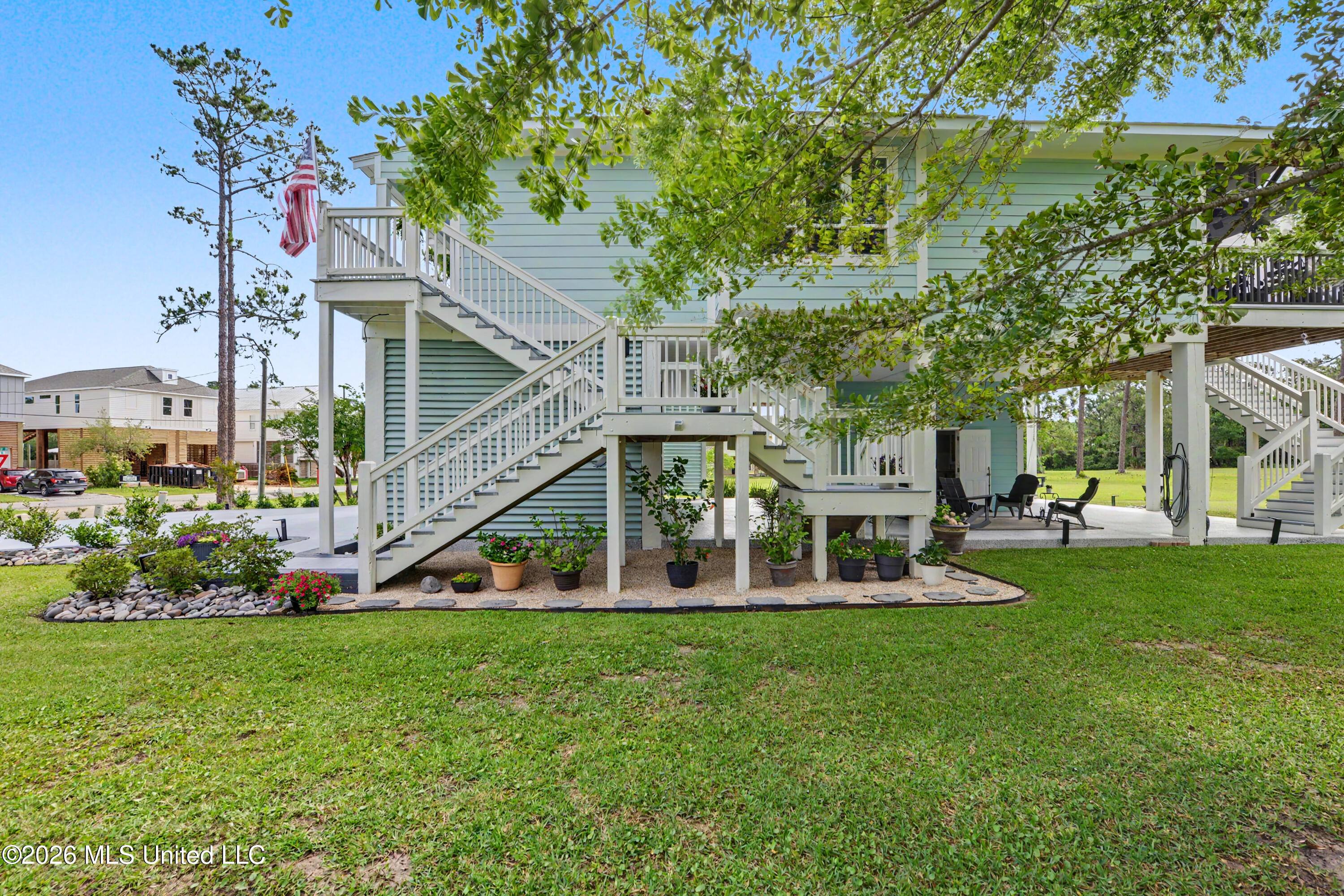 334 Lemoyne Road Property Photo 4