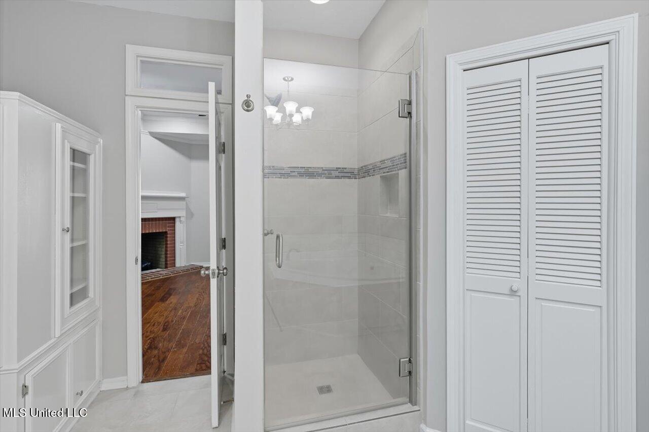 25 Moss Woods Cove Property Photo 16