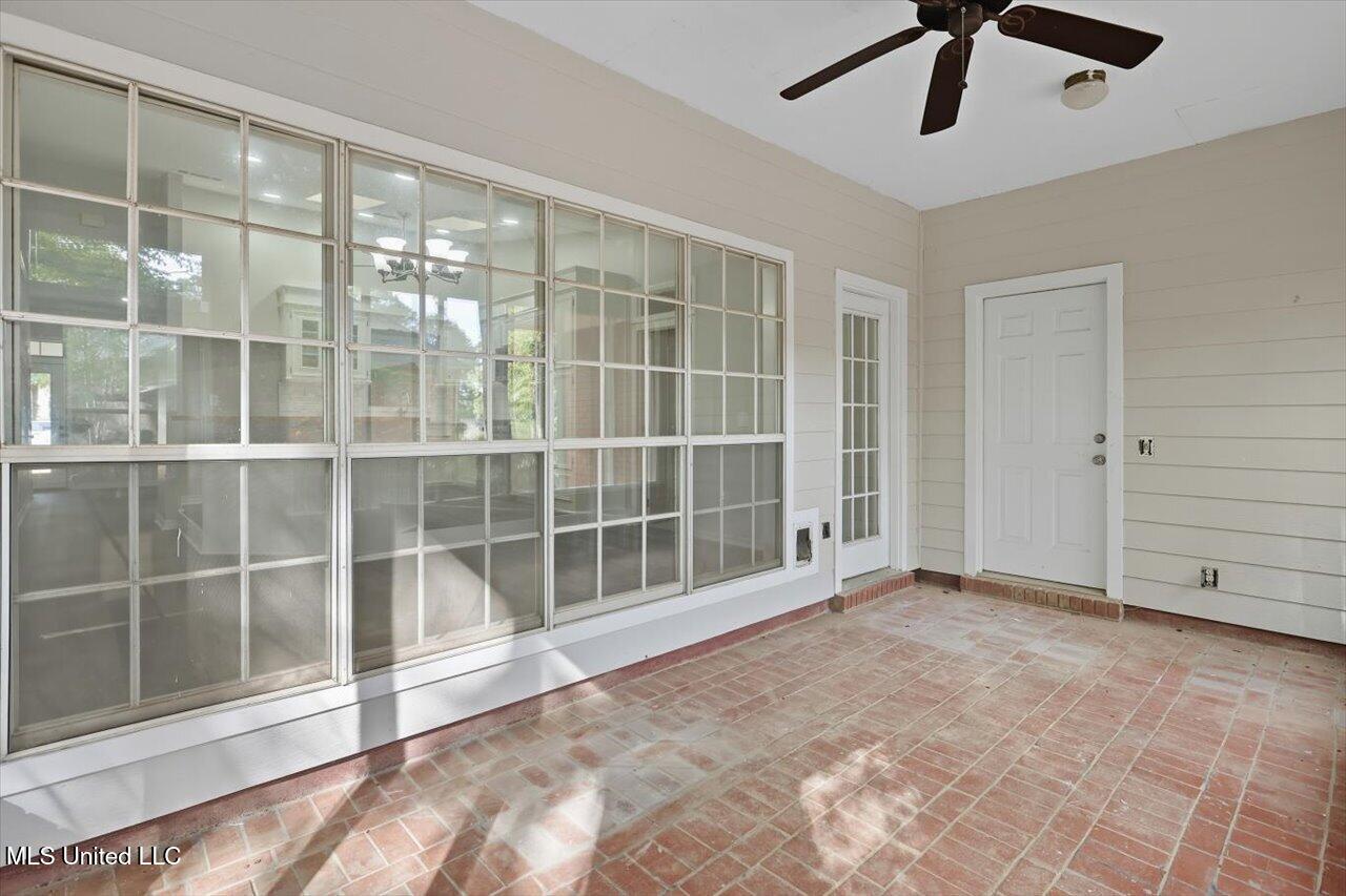 25 Moss Woods Cove Property Photo 25