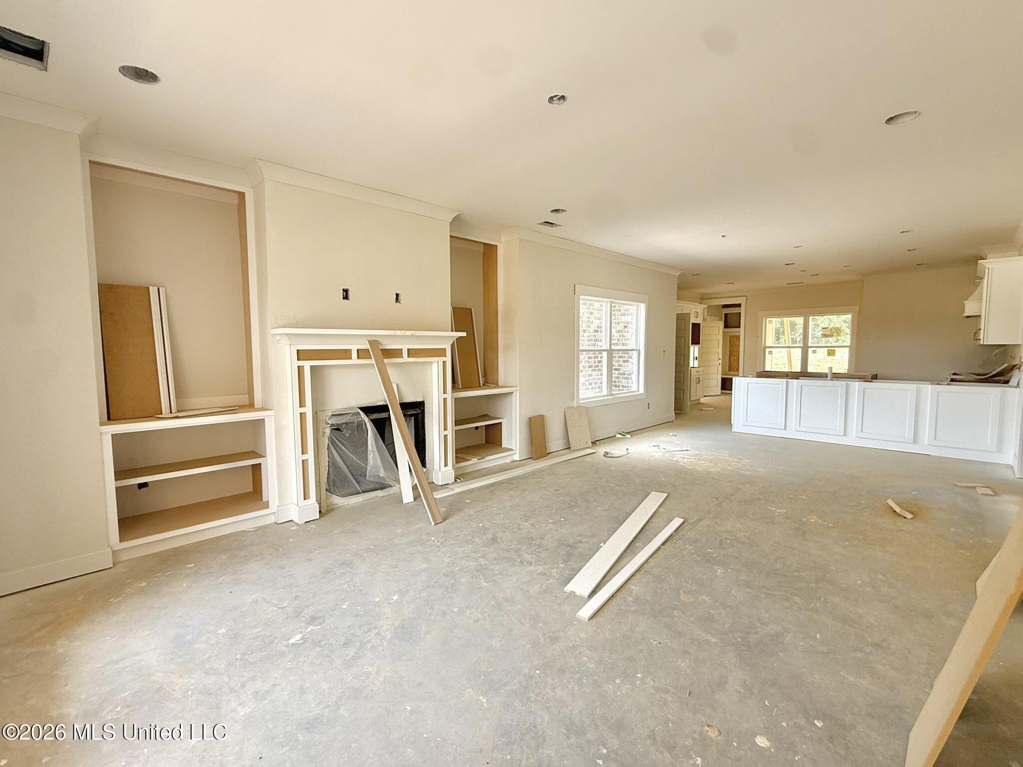 2494 Saint Charles Cove Property Photo 3