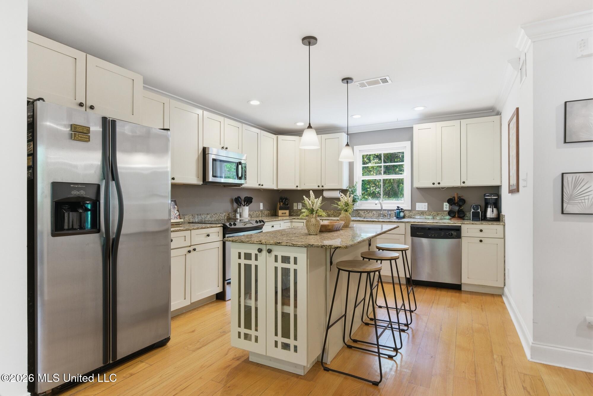 808 Desoto Street Property Photo 6
