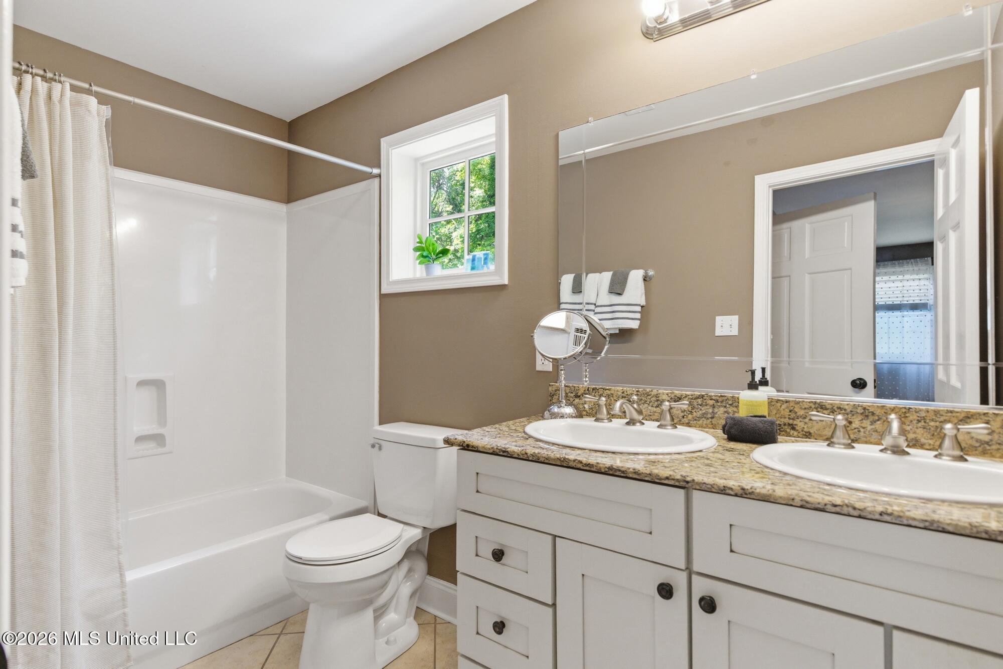 808 Desoto Street Property Photo 14