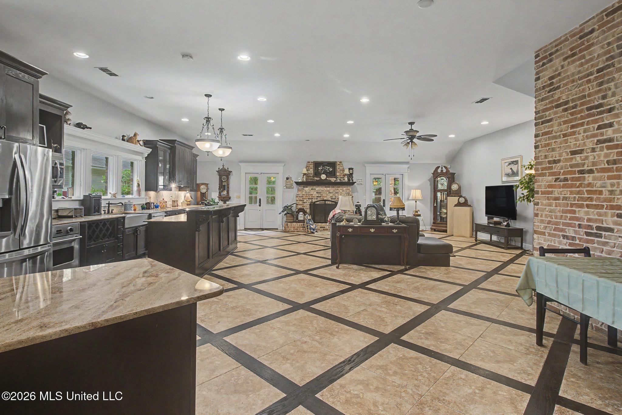 28560 Sundance Road Property Photo 8