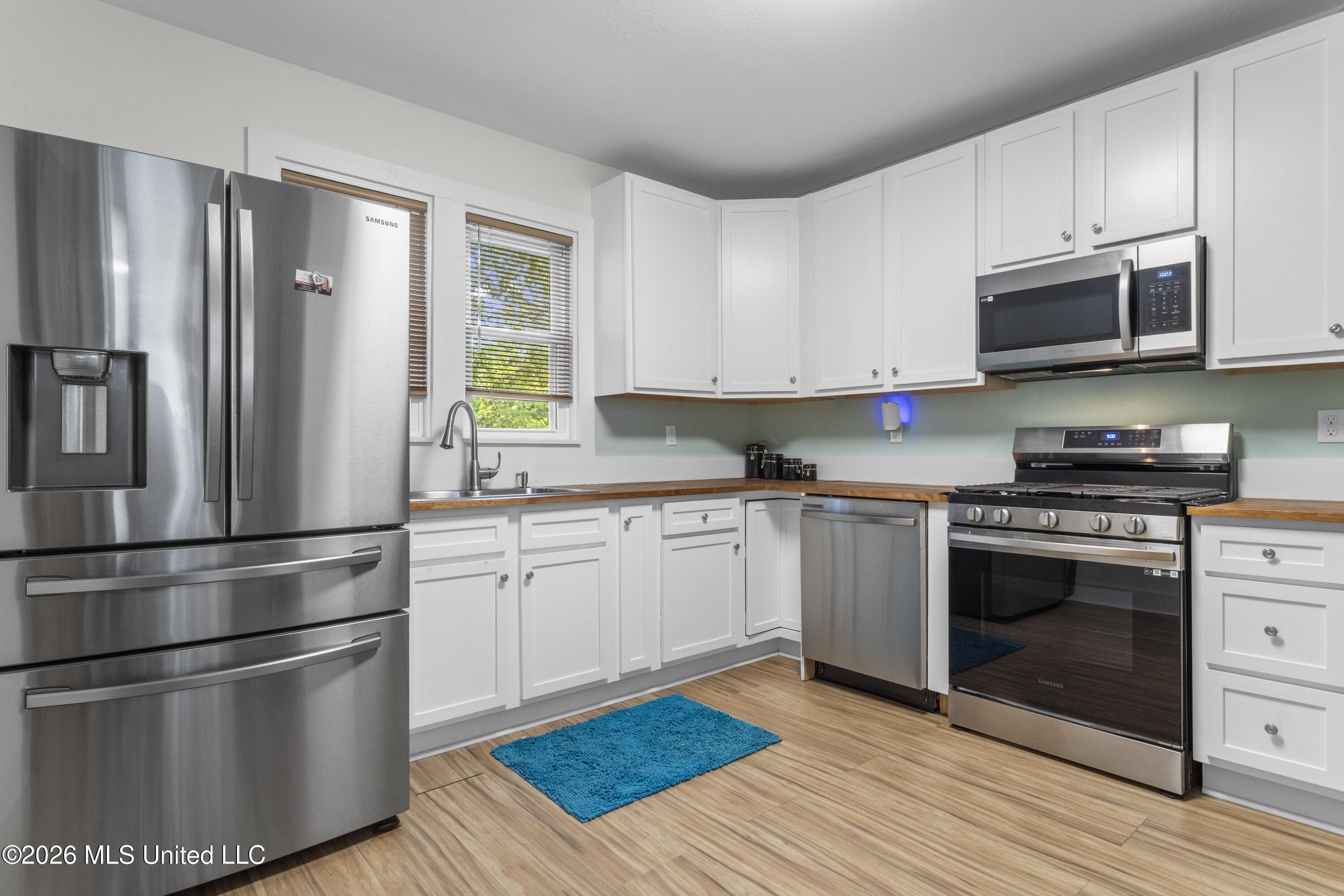 1901 20th Avenue Property Photo 12
