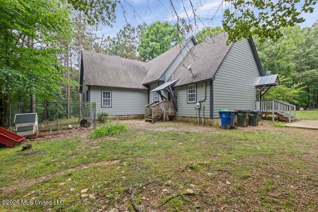 221 Pleasant Hill Drive Property Photo 26
