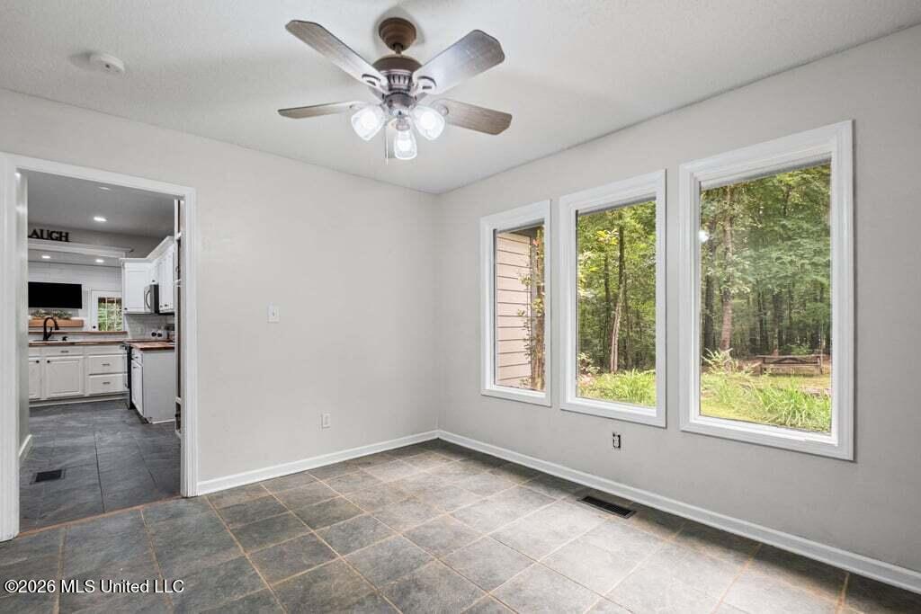 221 Pleasant Hill Drive Property Photo 29