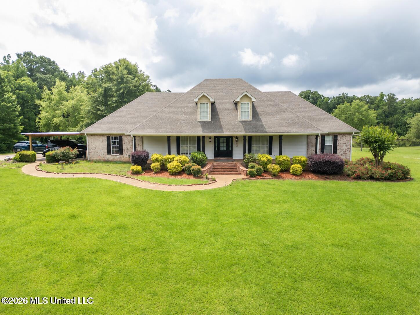 1529 Lower Milligan Springs Road Property Photo 2