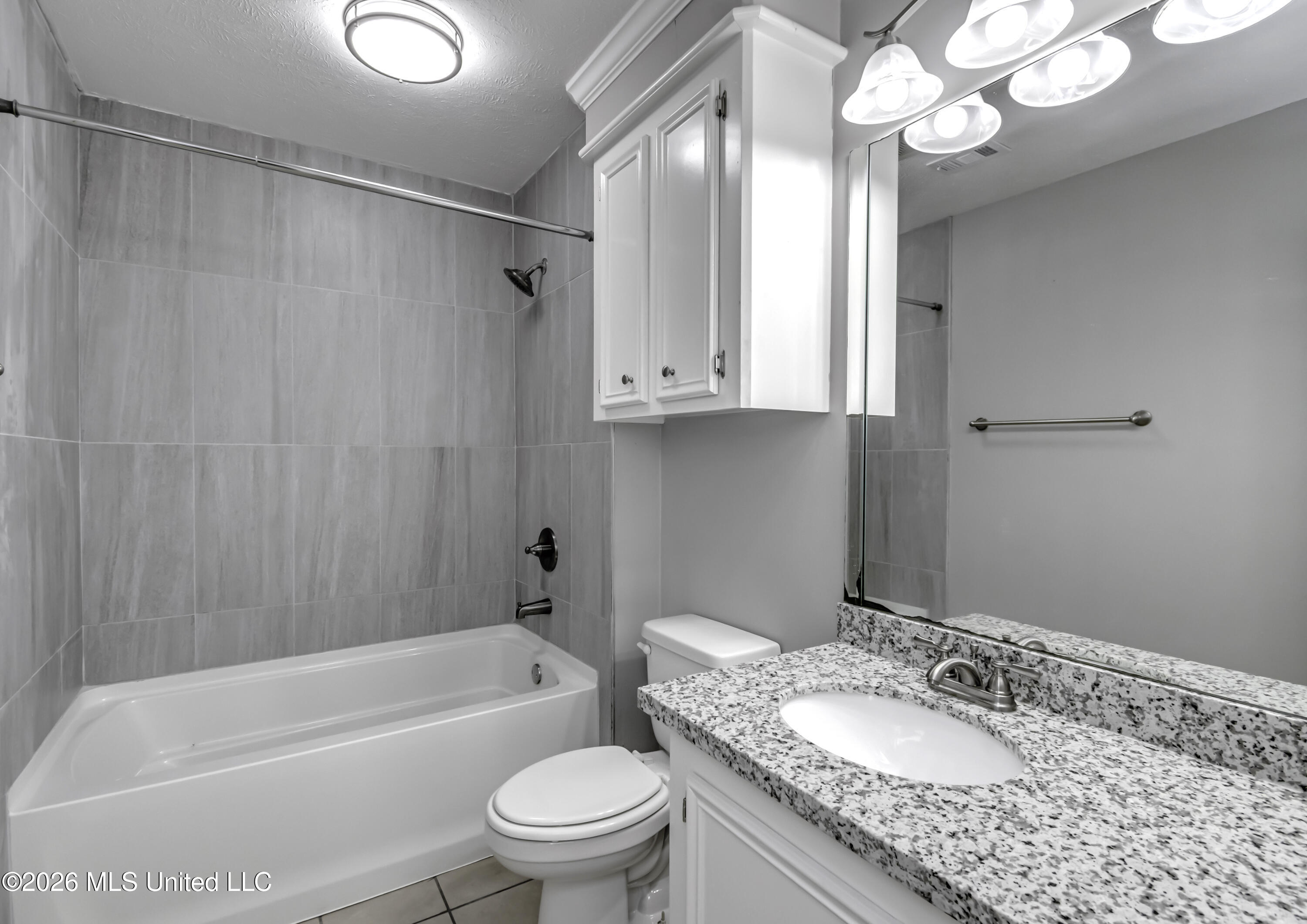 517 Roxbury Place Property Photo 46