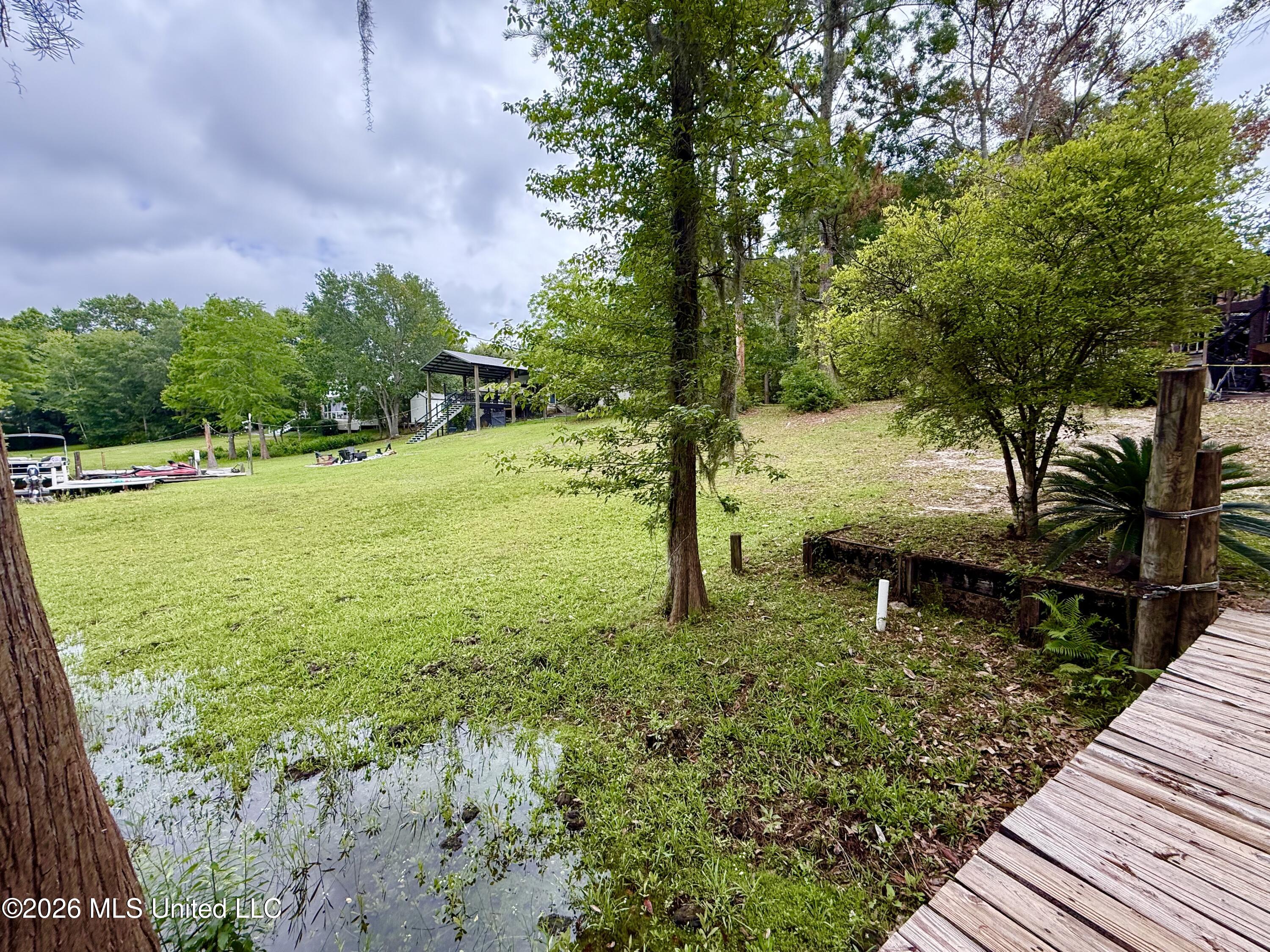 8713 Bayou Castelle Drive Property Photo 16