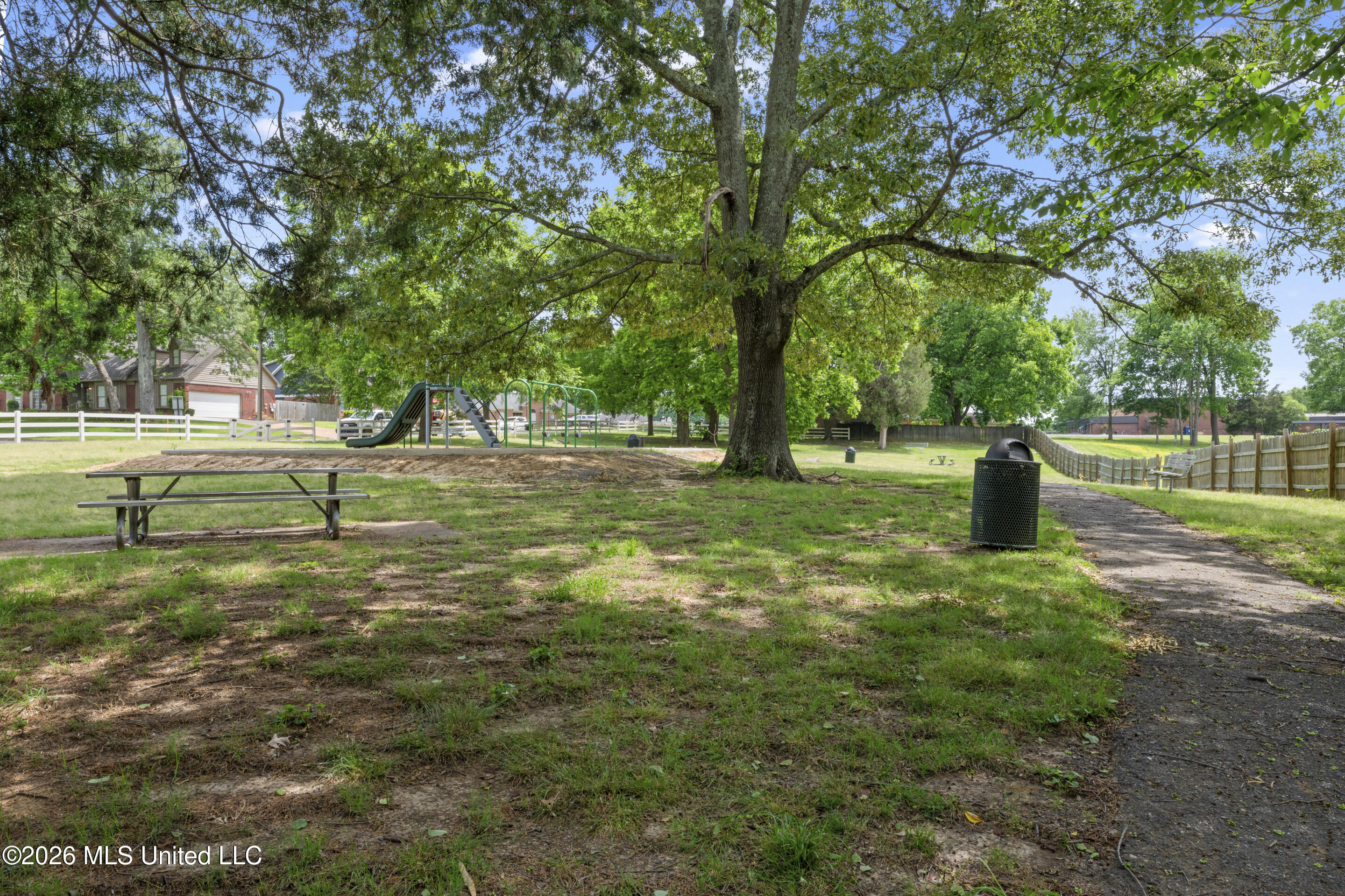 1779 Pecan Meadows Drive Property Photo 27