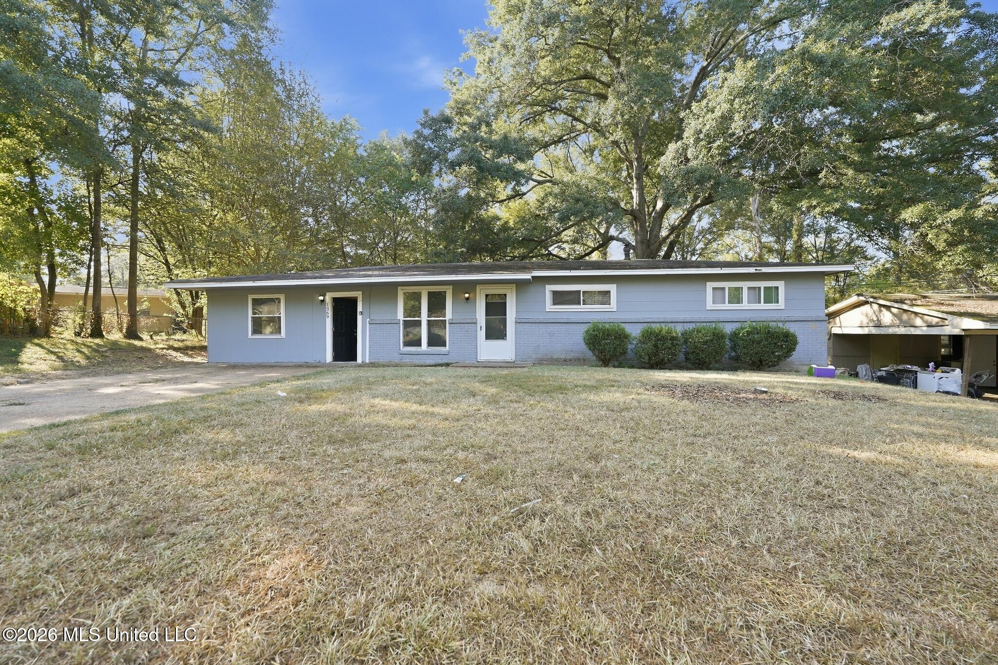 1369 Dianne Drive Property Photo 1
