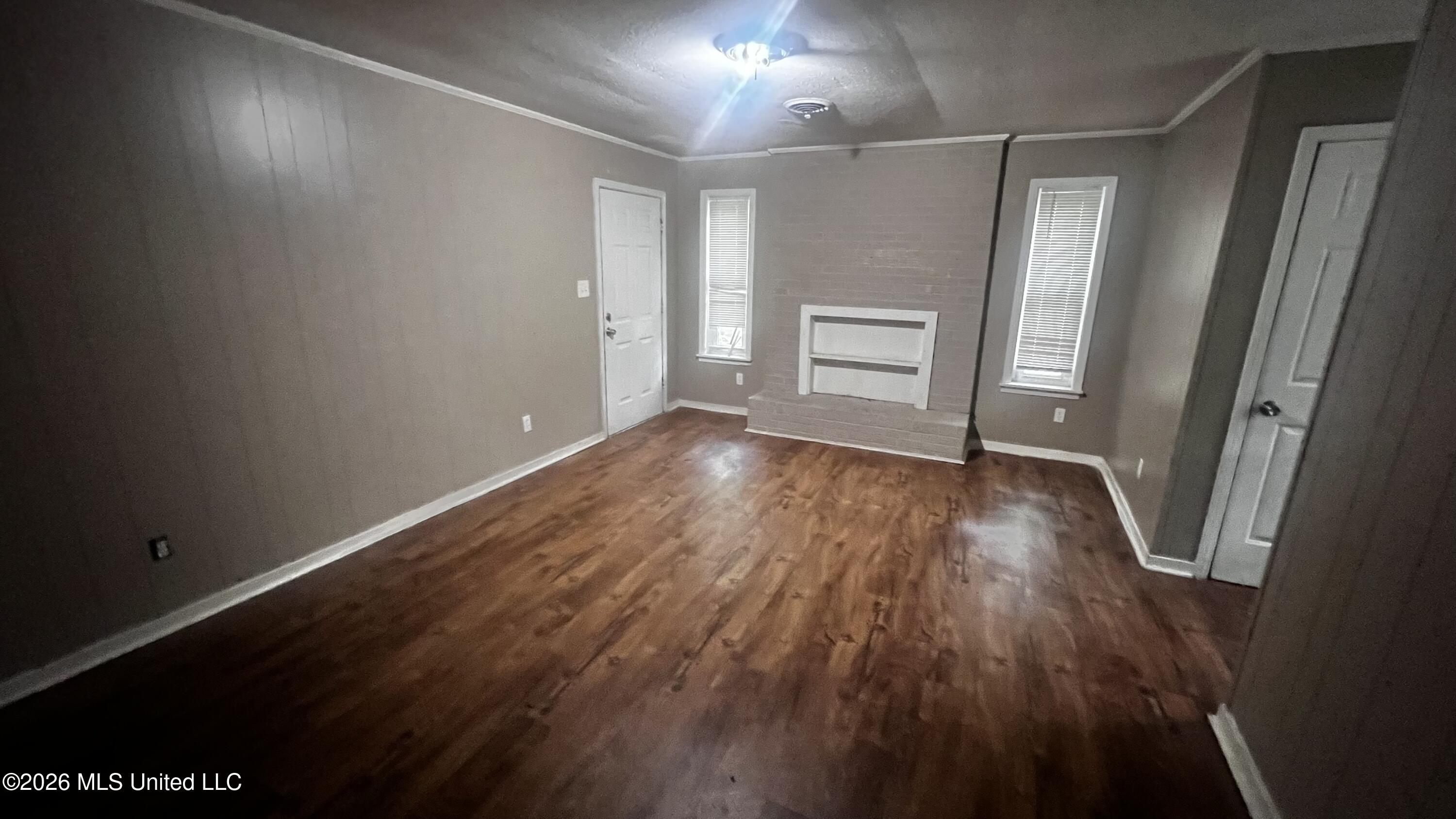 1369 Dianne Drive Property Photo 2
