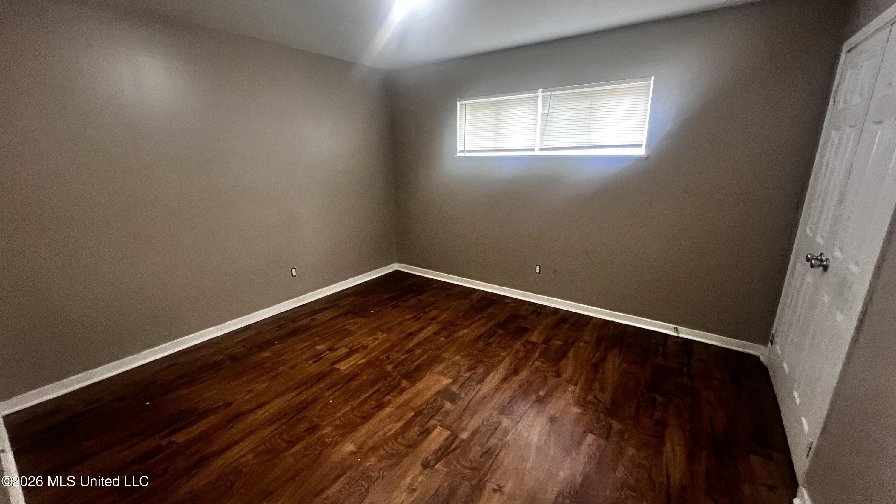 1369 Dianne Drive Property Photo 6