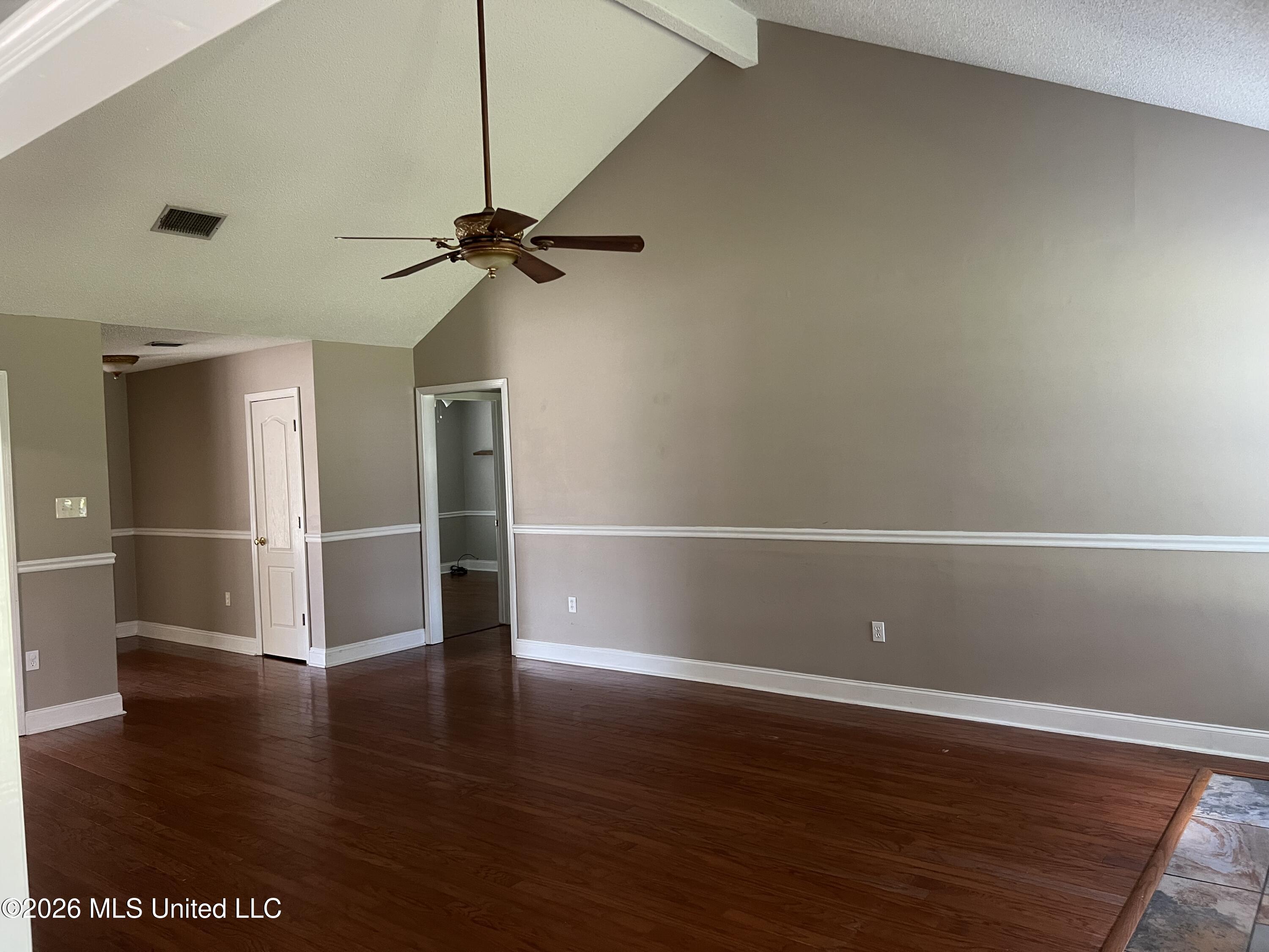 11121 Bayview Lane Property Photo 16