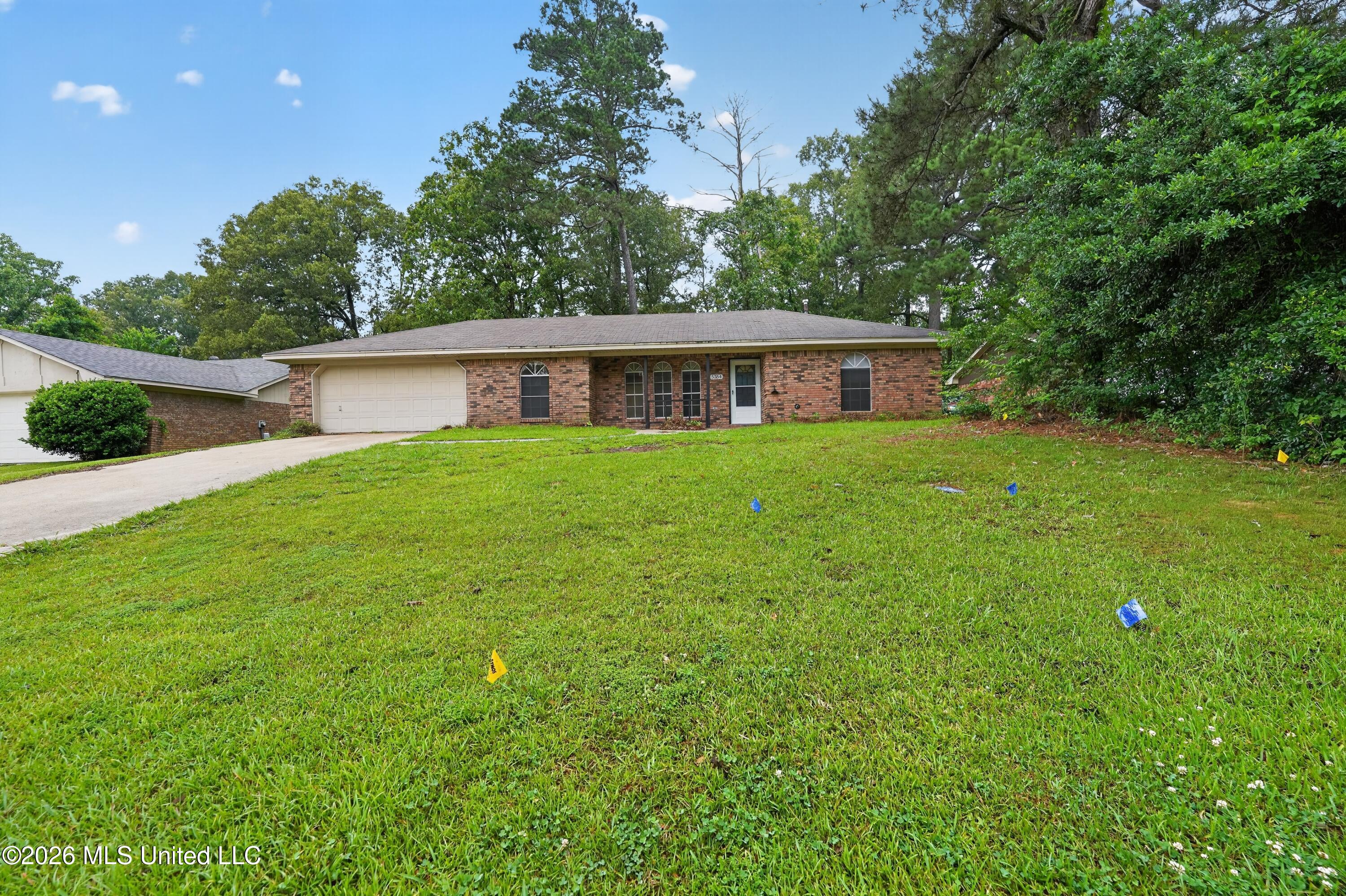 5354 Brookhollow Drive Property Photo 1