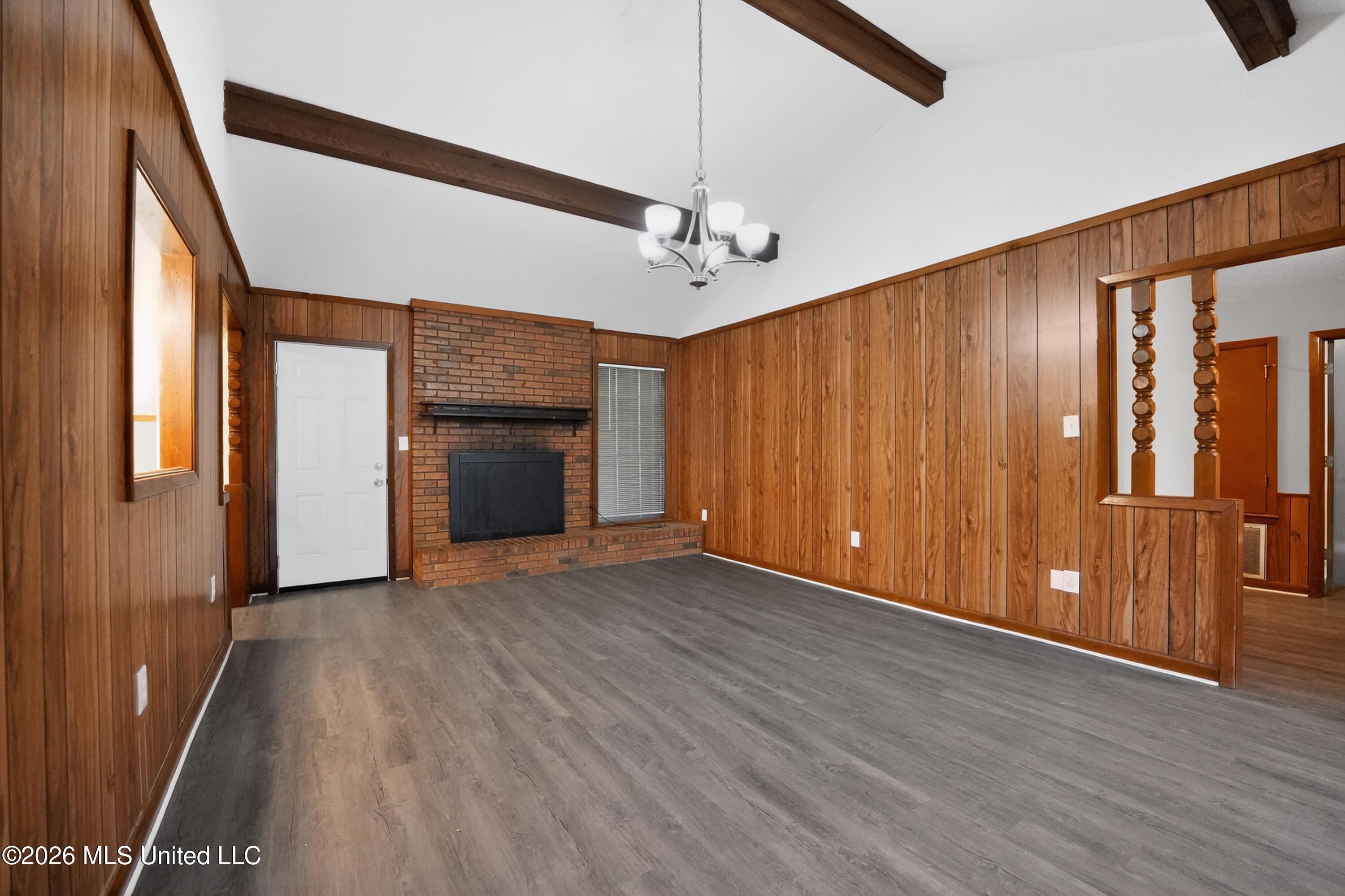5354 Brookhollow Drive Property Photo 11