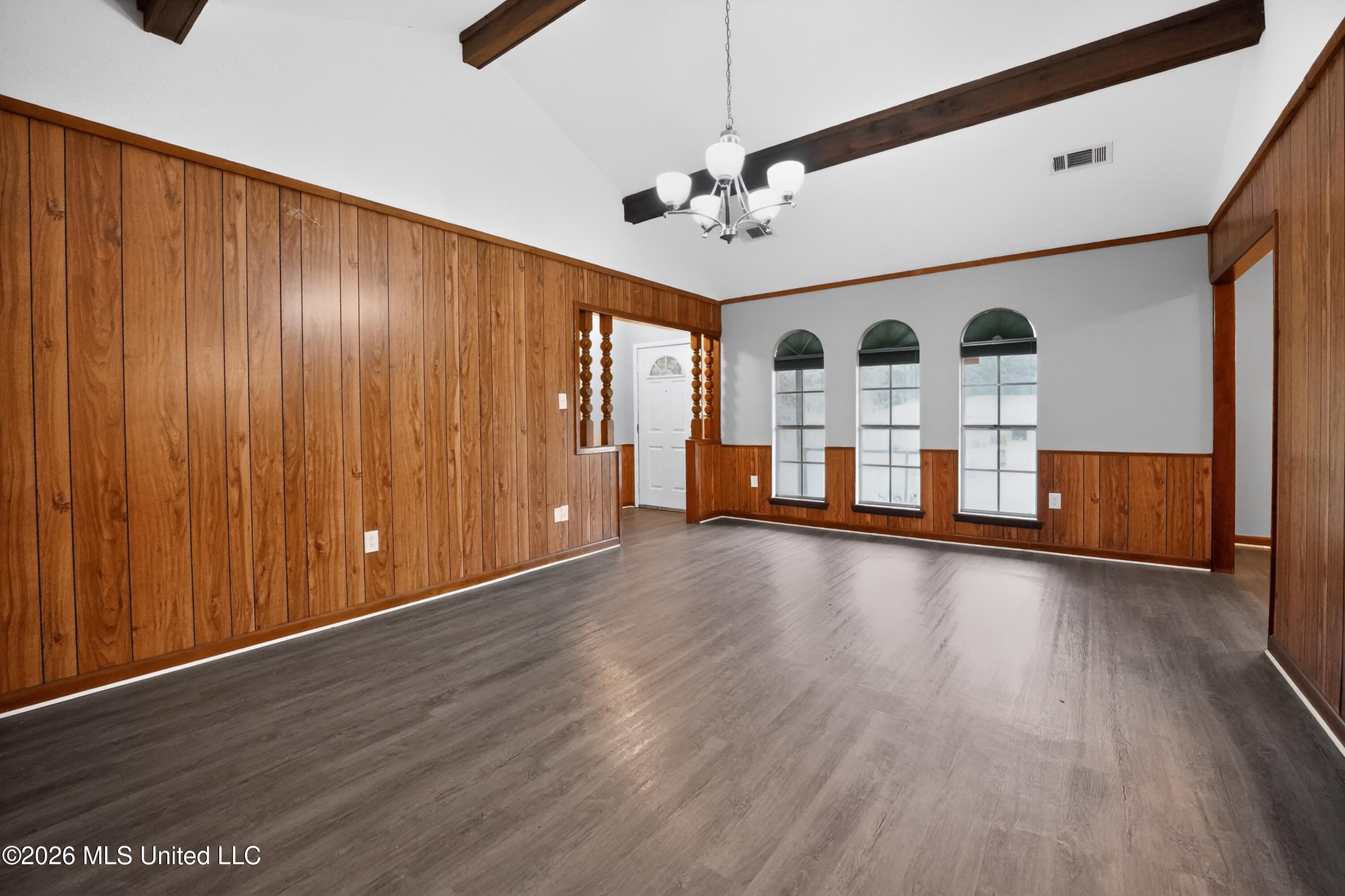 5354 Brookhollow Drive Property Photo 13
