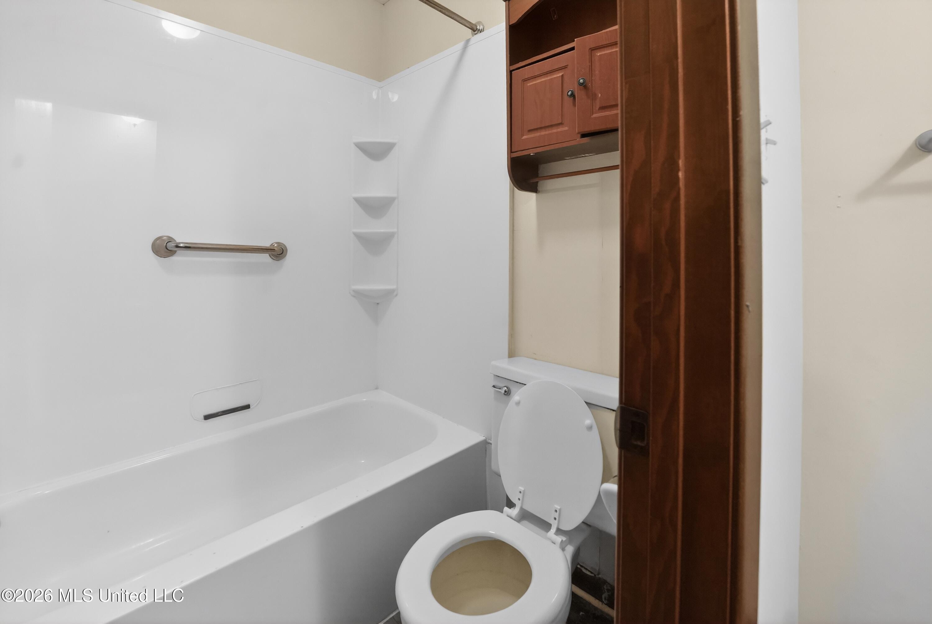 5354 Brookhollow Drive Property Photo 39