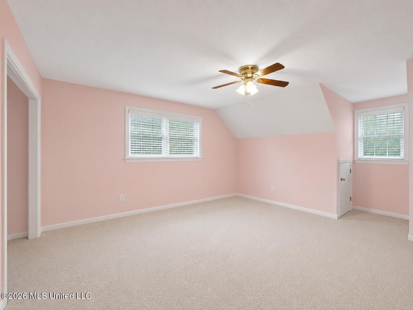 214 Swallow Drive Property Photo 16