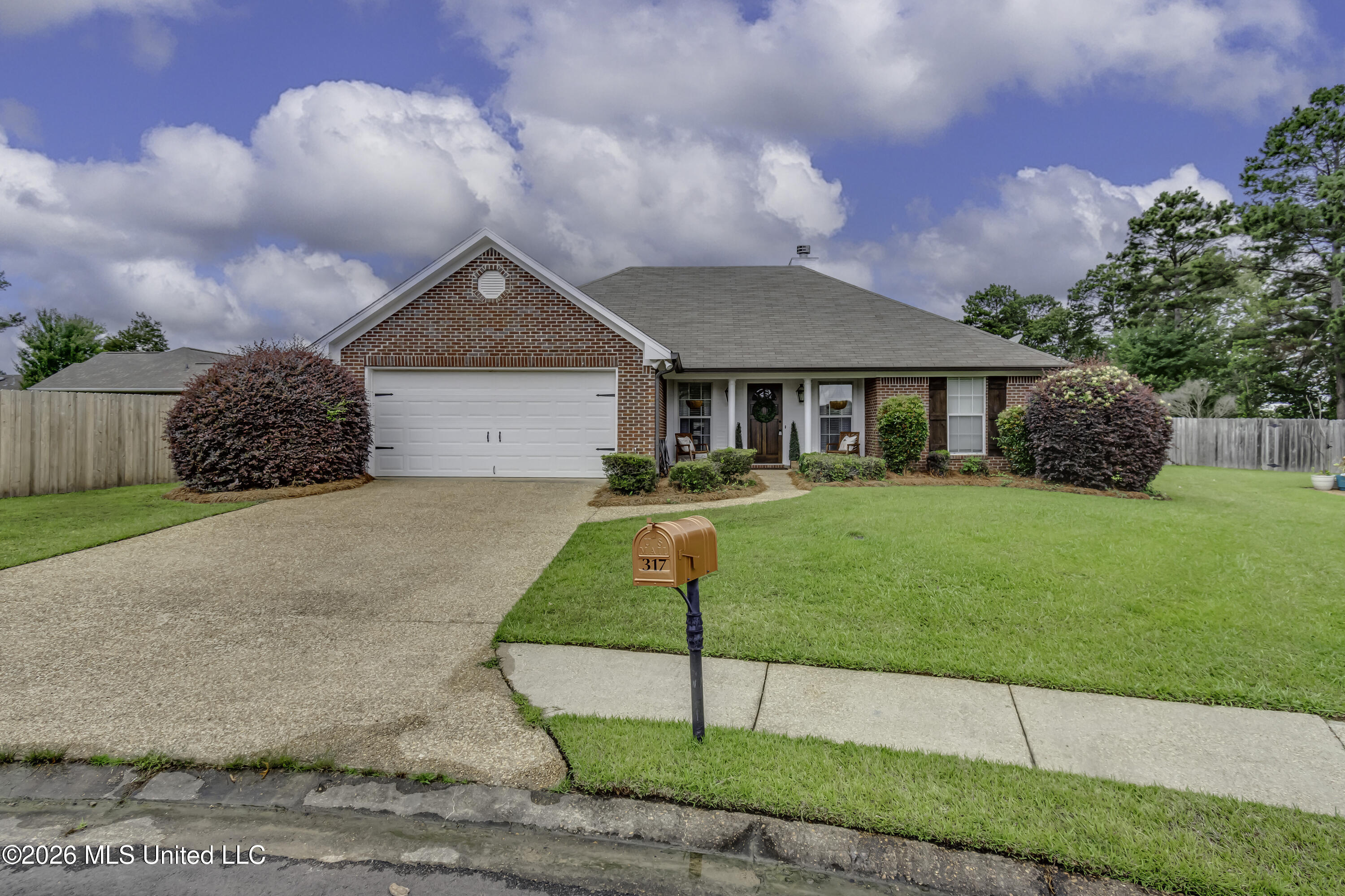 317 Greensboro Drive Property Photo 4