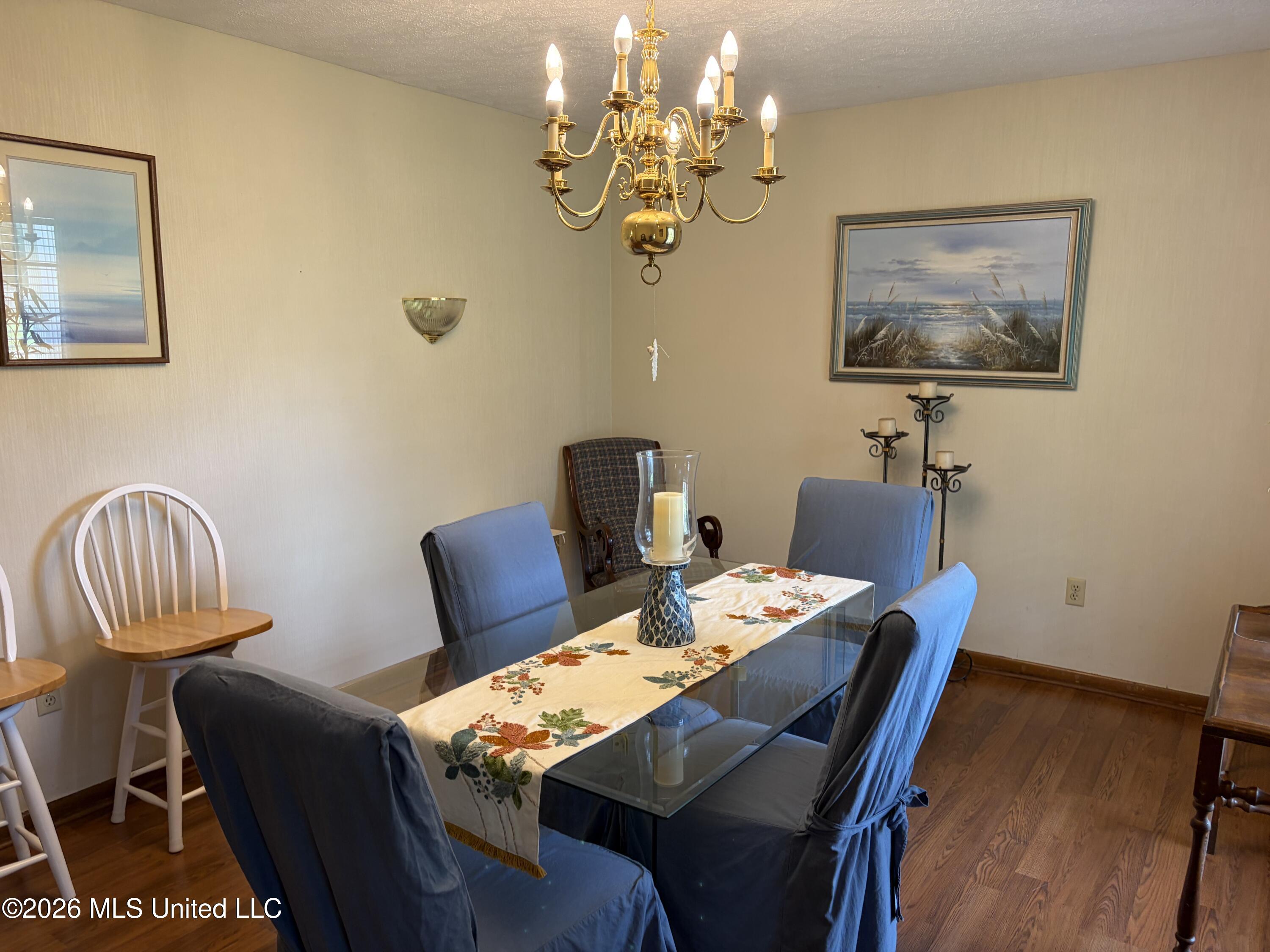 23 Nelson Circle Property Photo 13