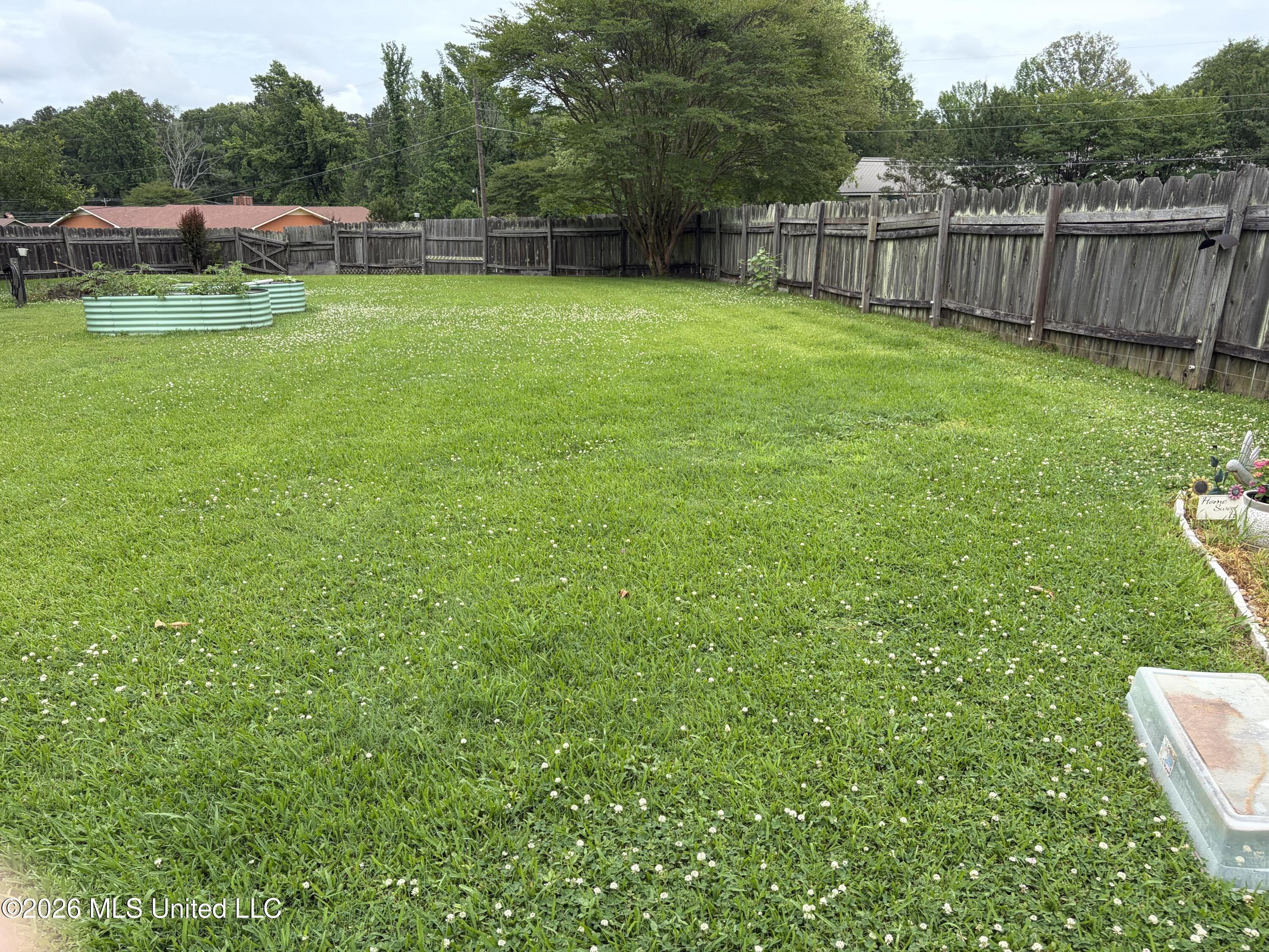 23 Nelson Circle Property Photo 24