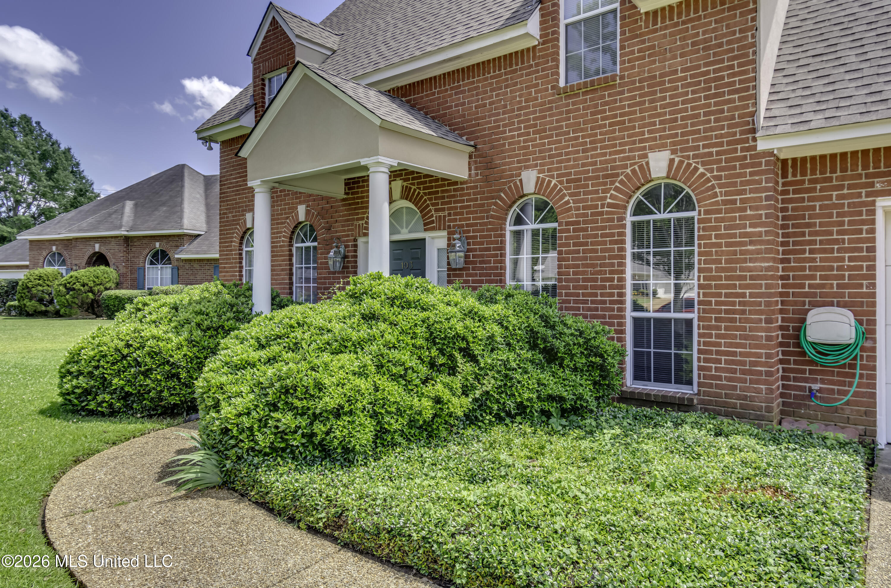 103 Somerset Cove Property Photo 2