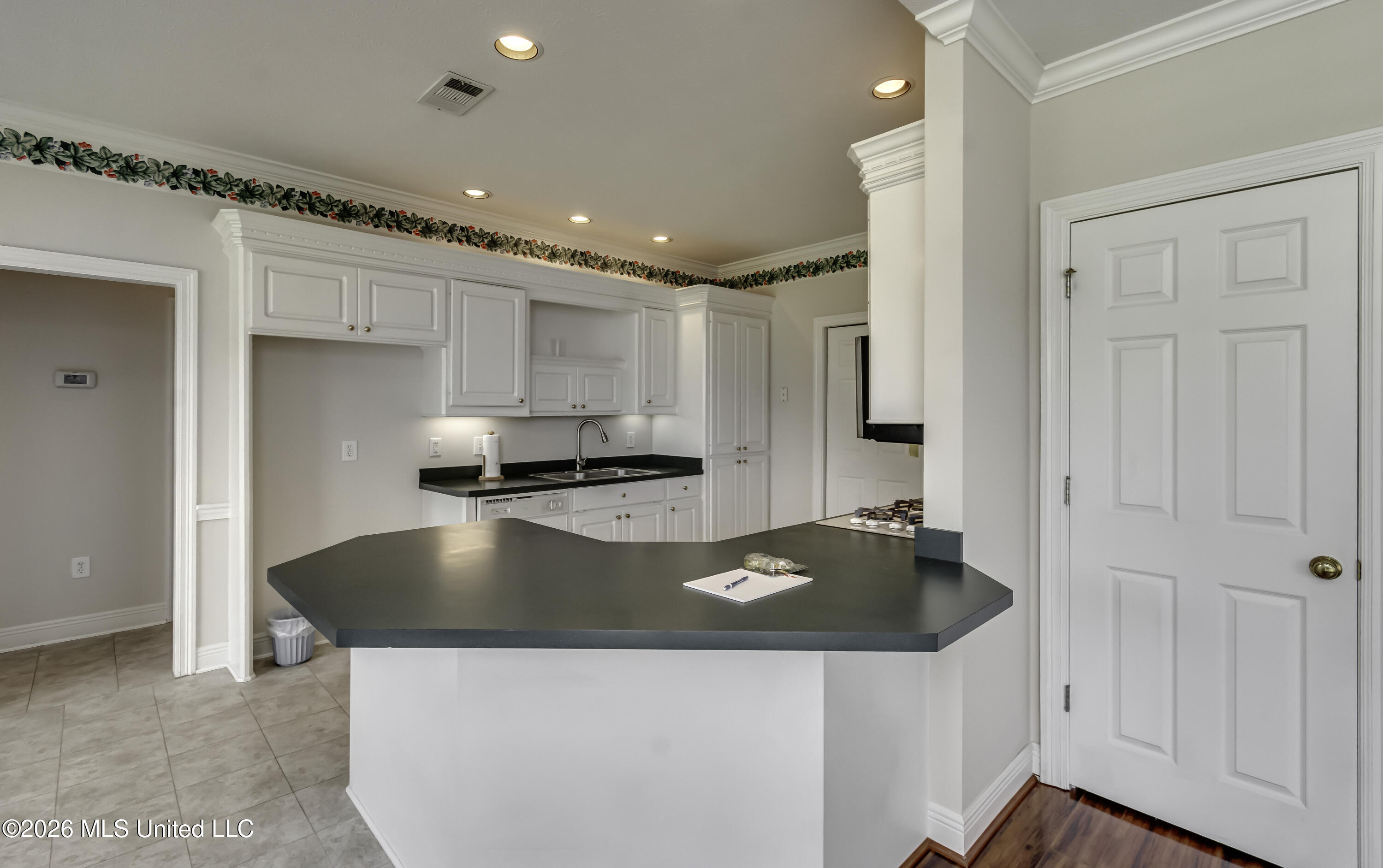 103 Somerset Cove Property Photo 37