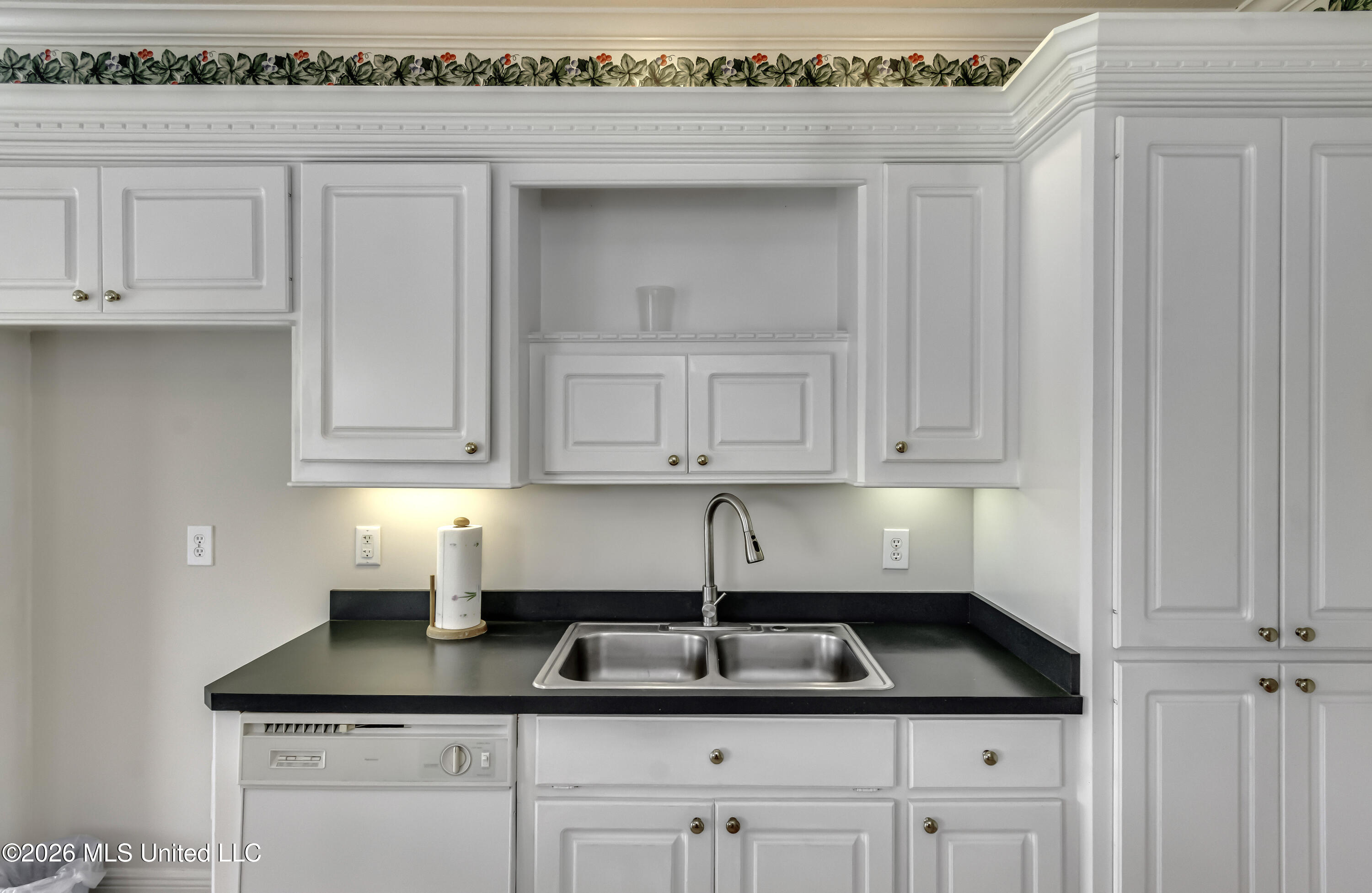 103 Somerset Cove Property Photo 40