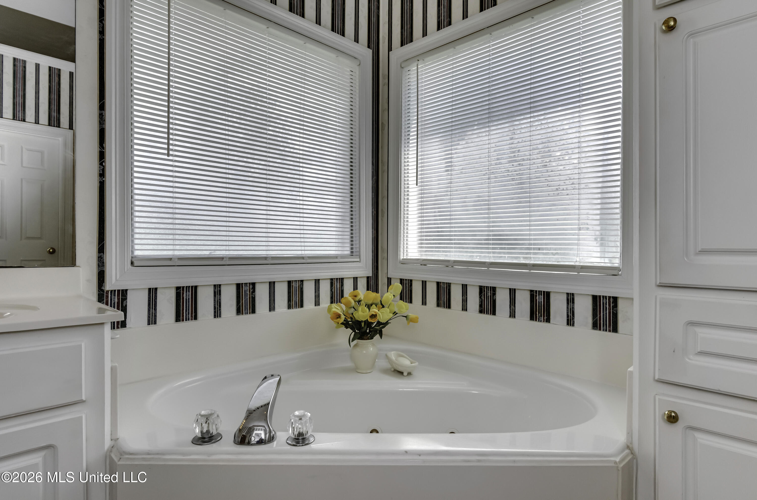 103 Somerset Cove Property Photo 53