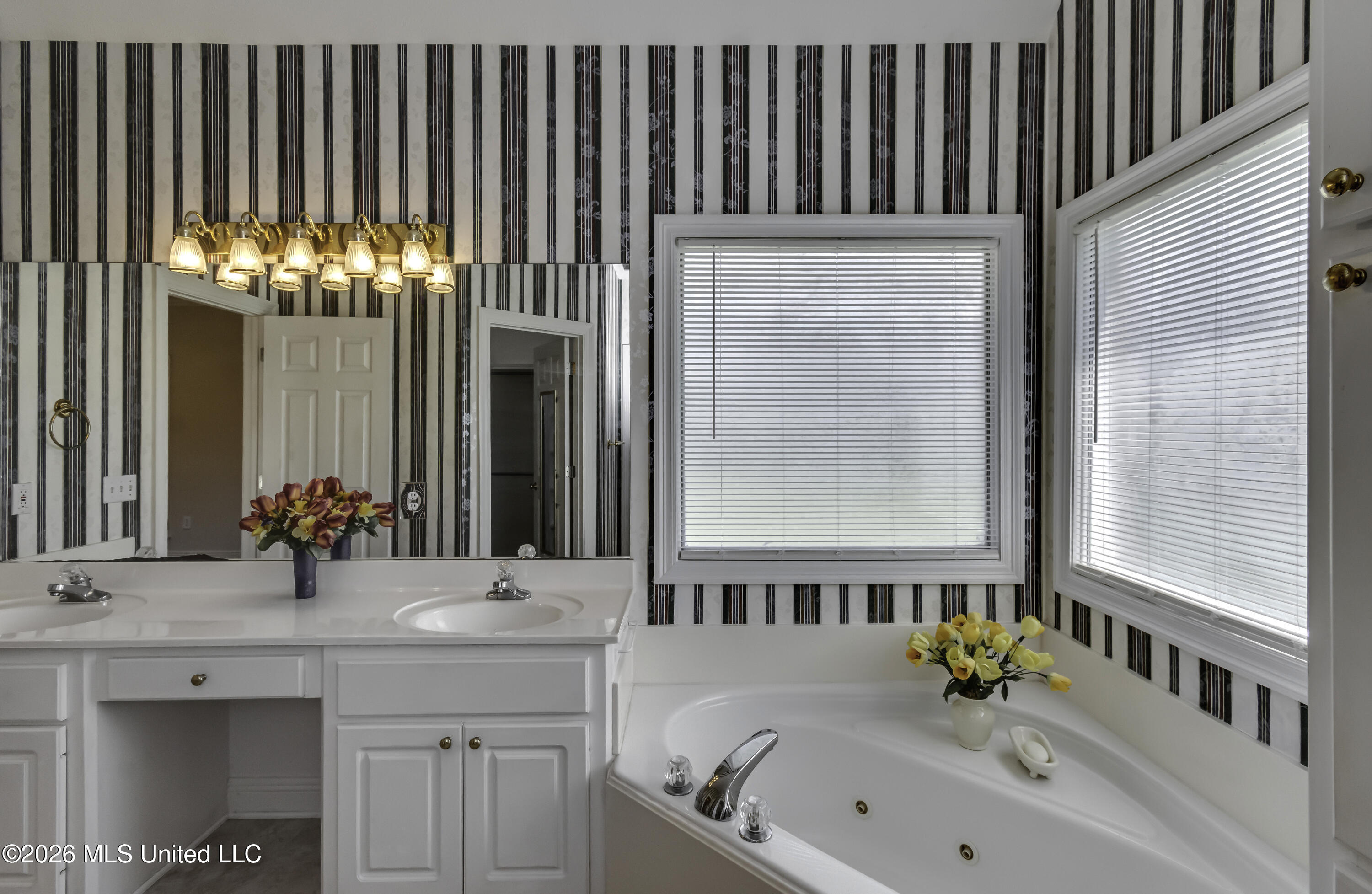 103 Somerset Cove Property Photo 54