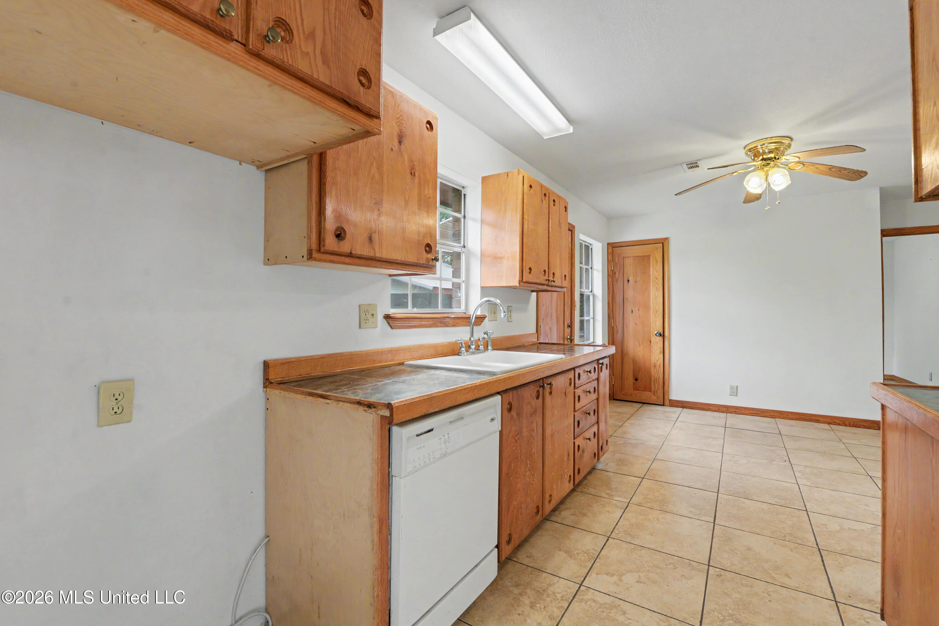 3231 Kings Bridge Road Property Photo 8