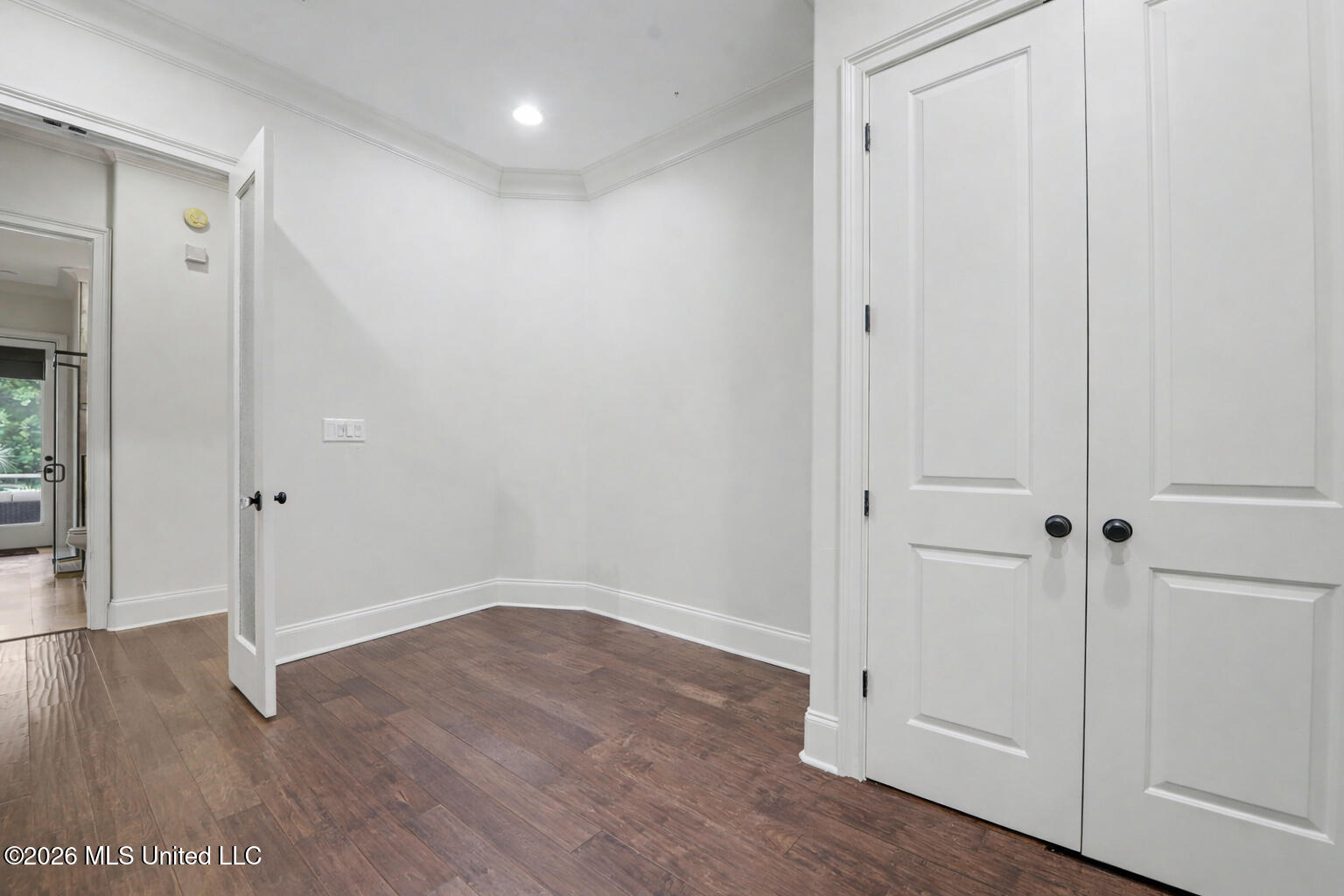 6101 Olde Oakview Property Photo 25