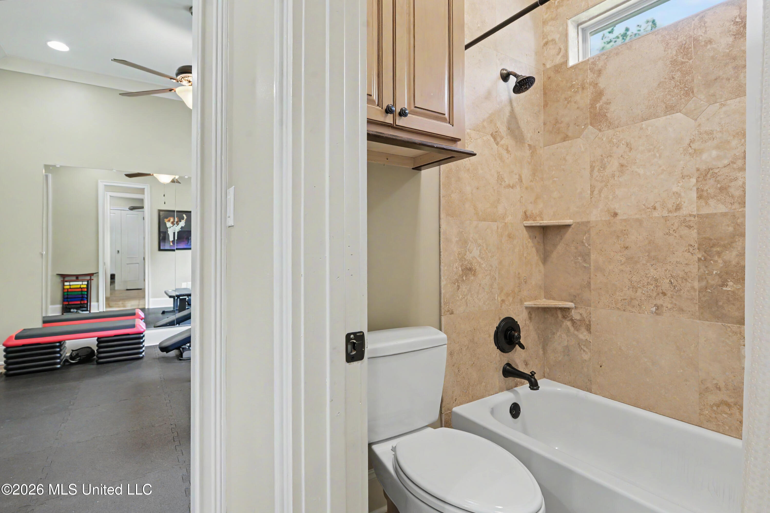 6101 Olde Oakview Property Photo 29