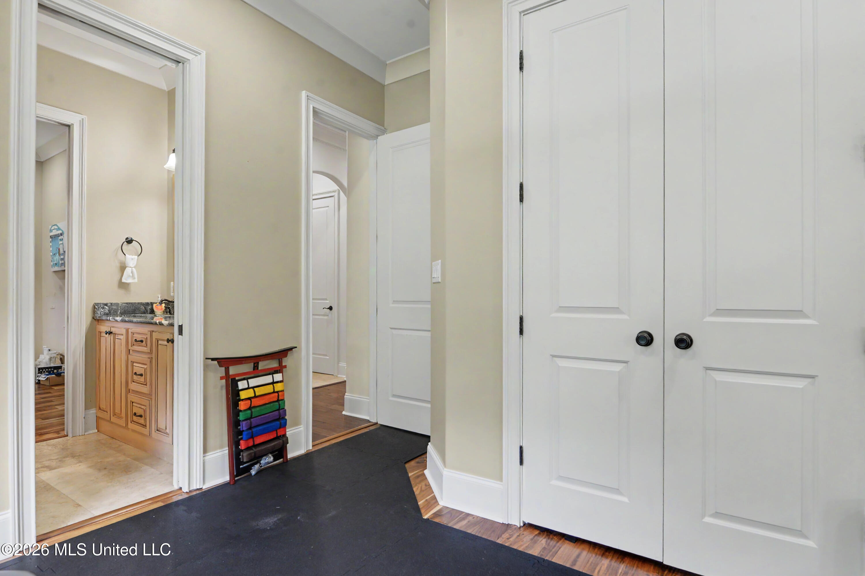 6101 Olde Oakview Property Photo 31