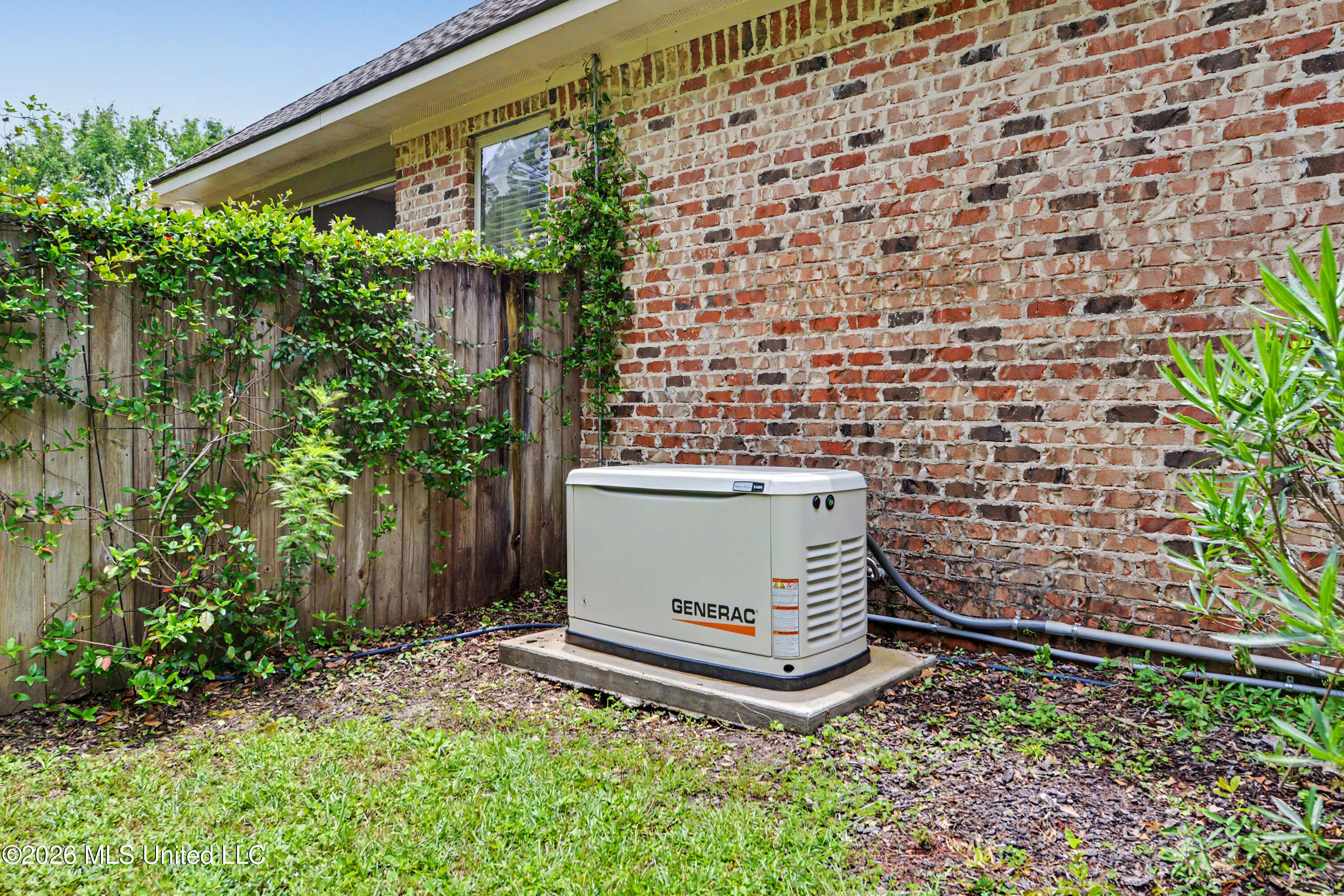 6101 Olde Oakview Property Photo 46