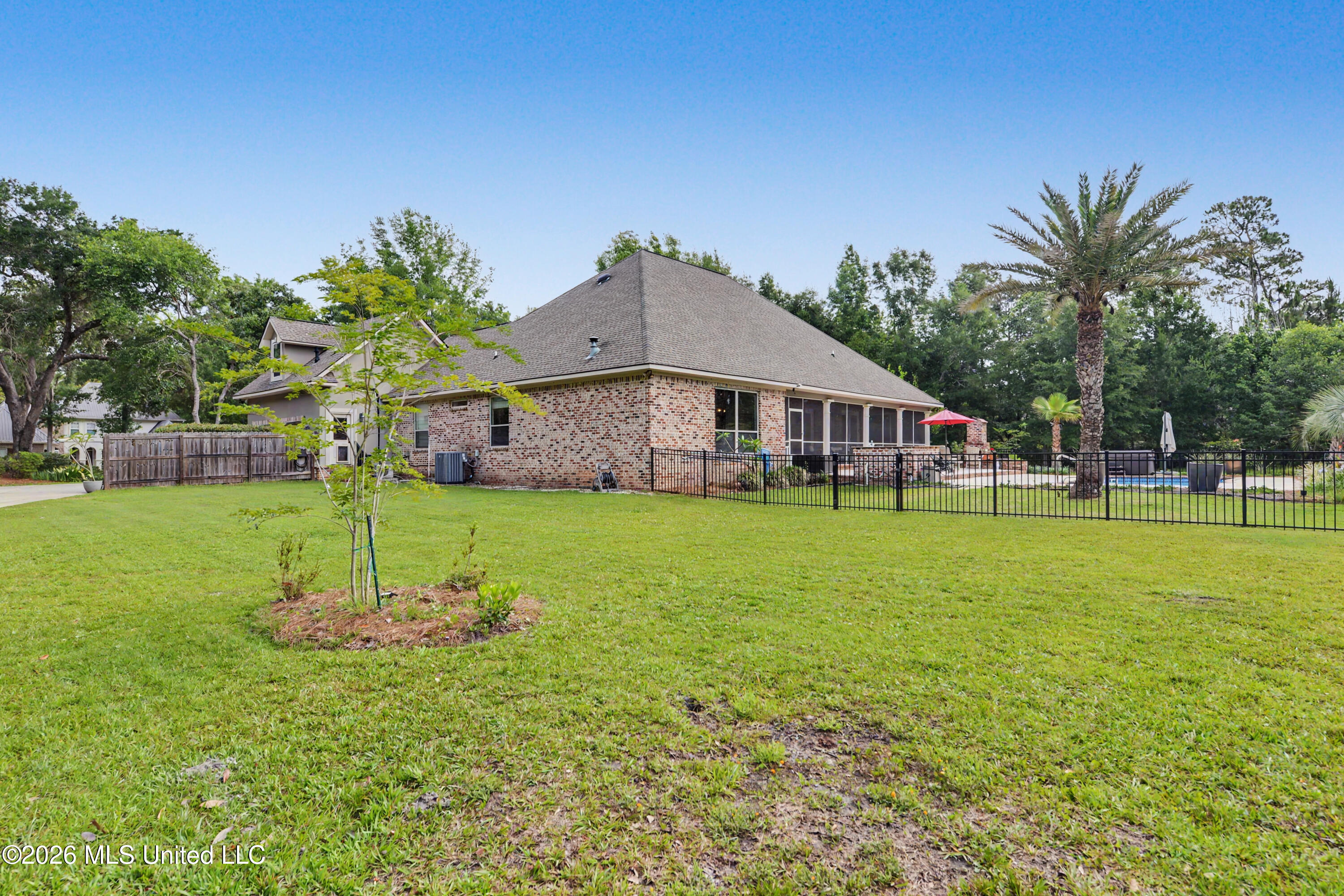 6101 Olde Oakview Property Photo 47