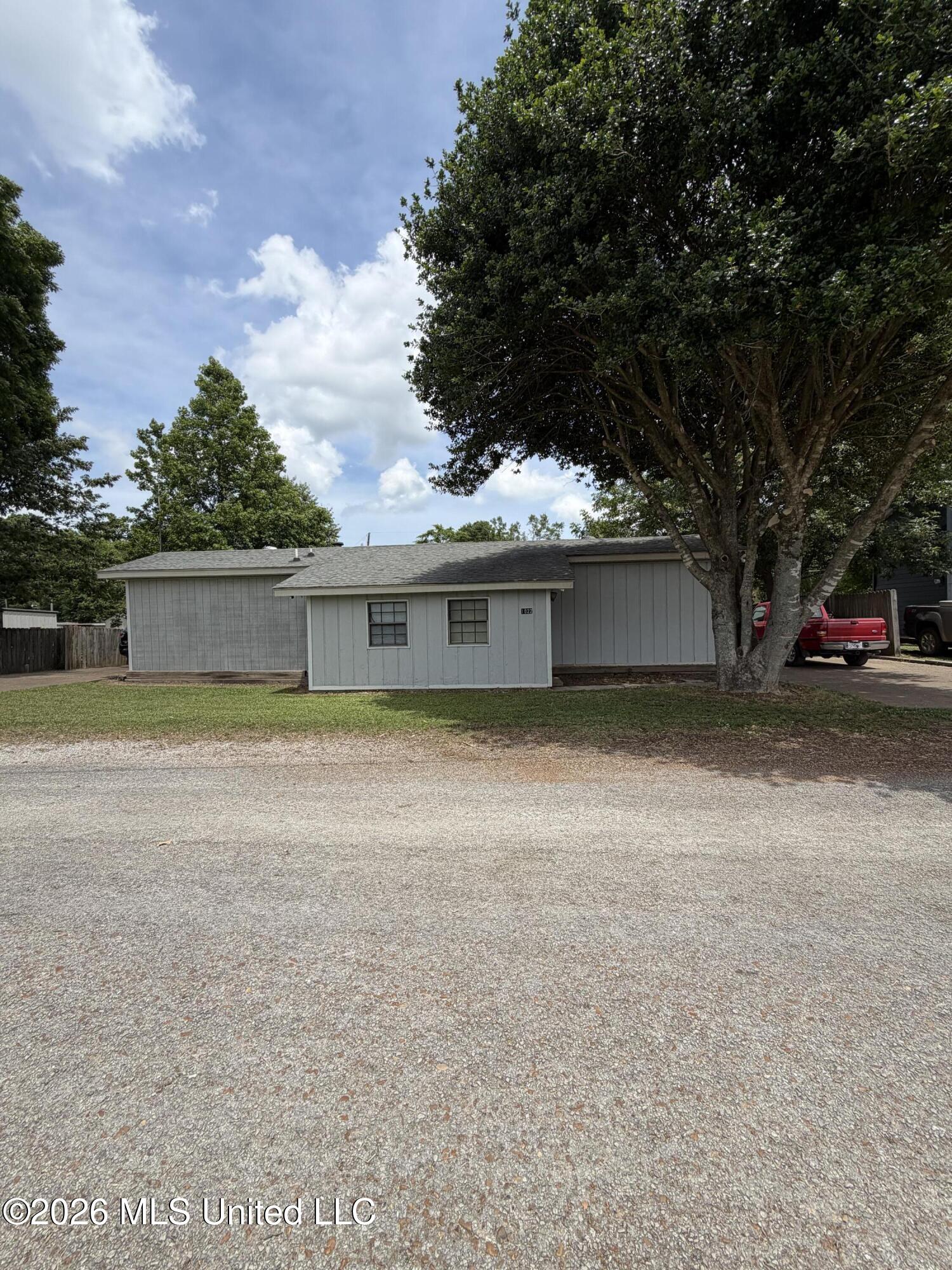 1022 Riverview Road Property Photo 1