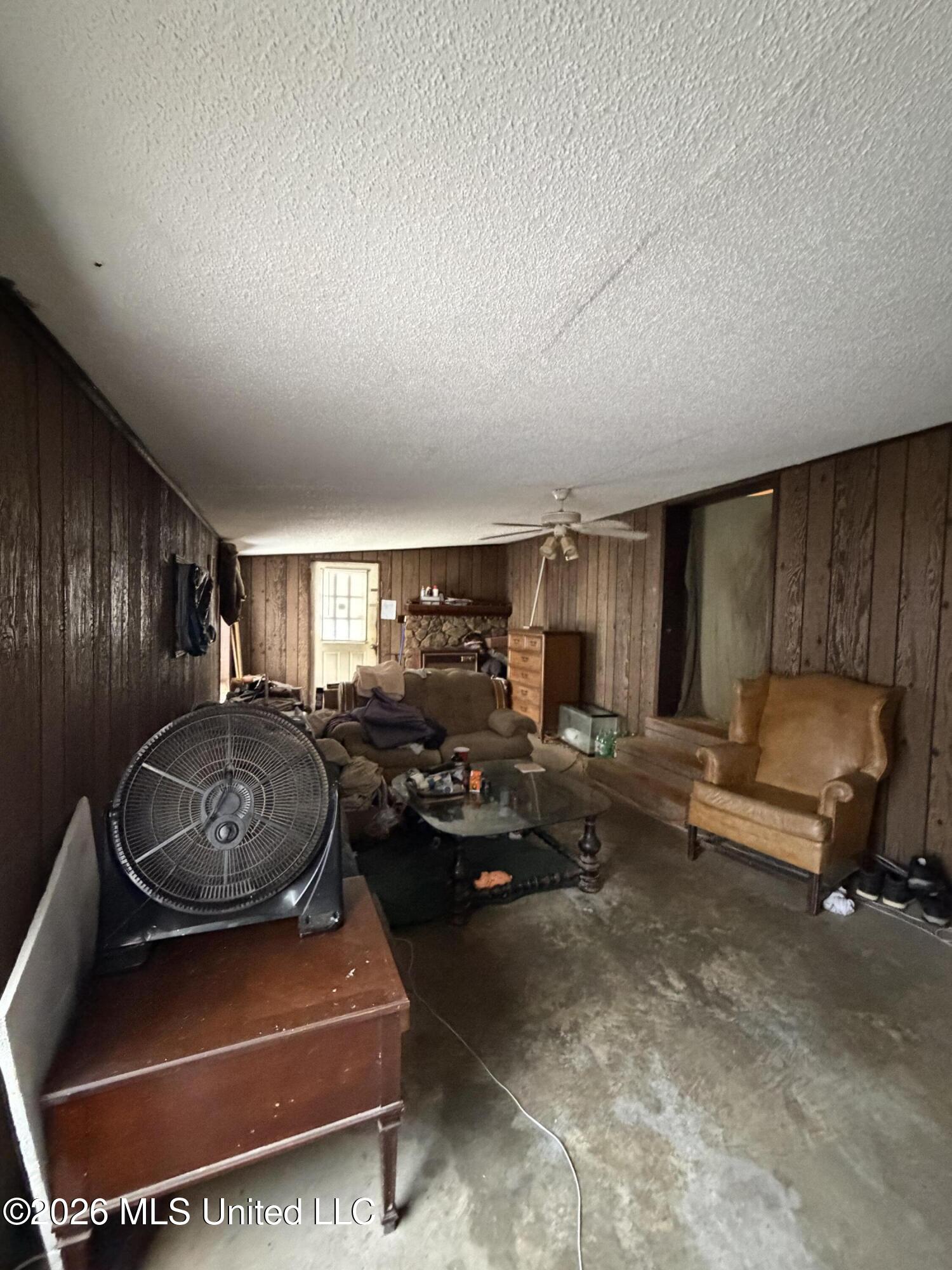 1022 Riverview Road Property Photo 8
