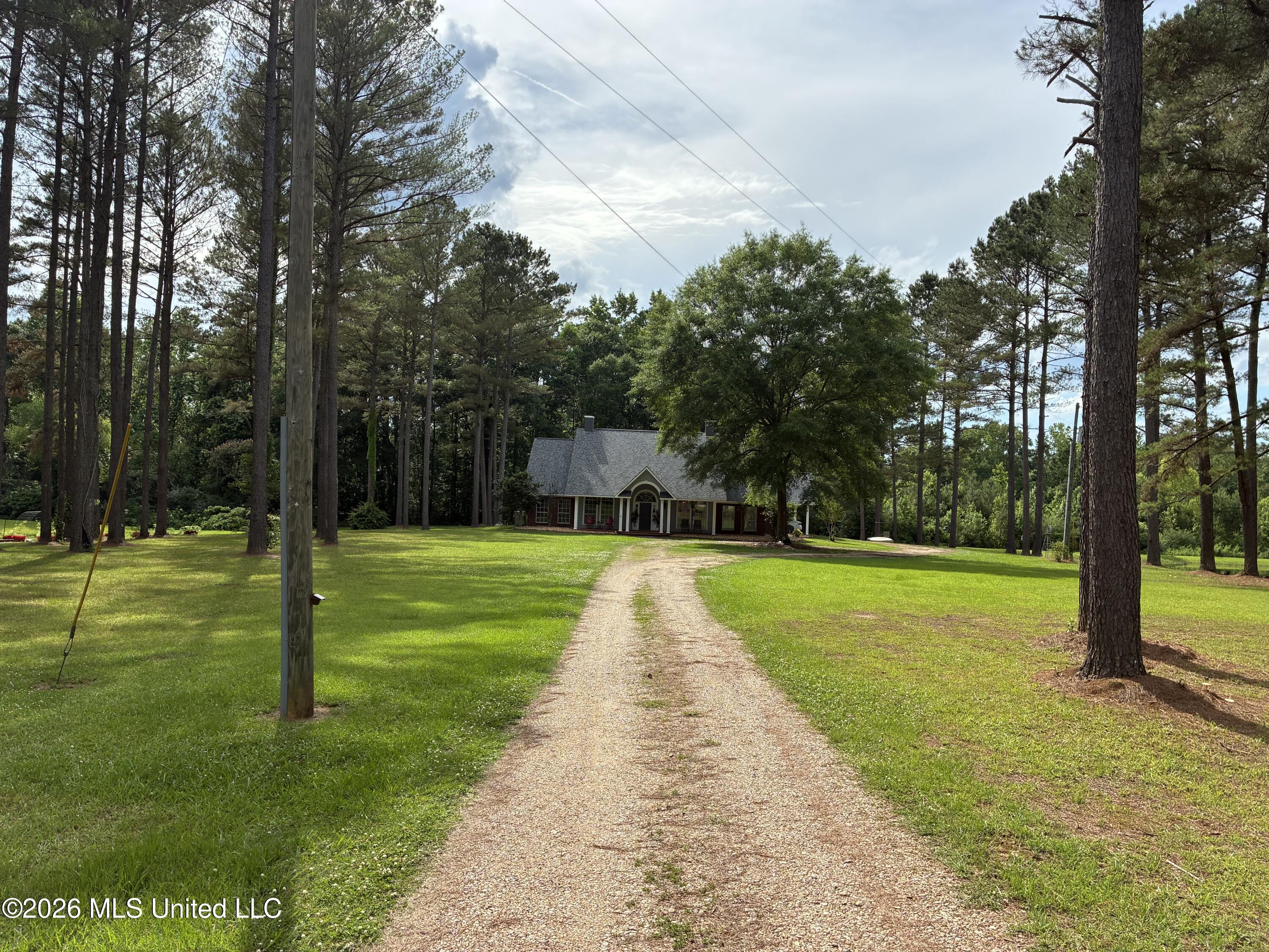 367 Highway 44 Property Photo 31