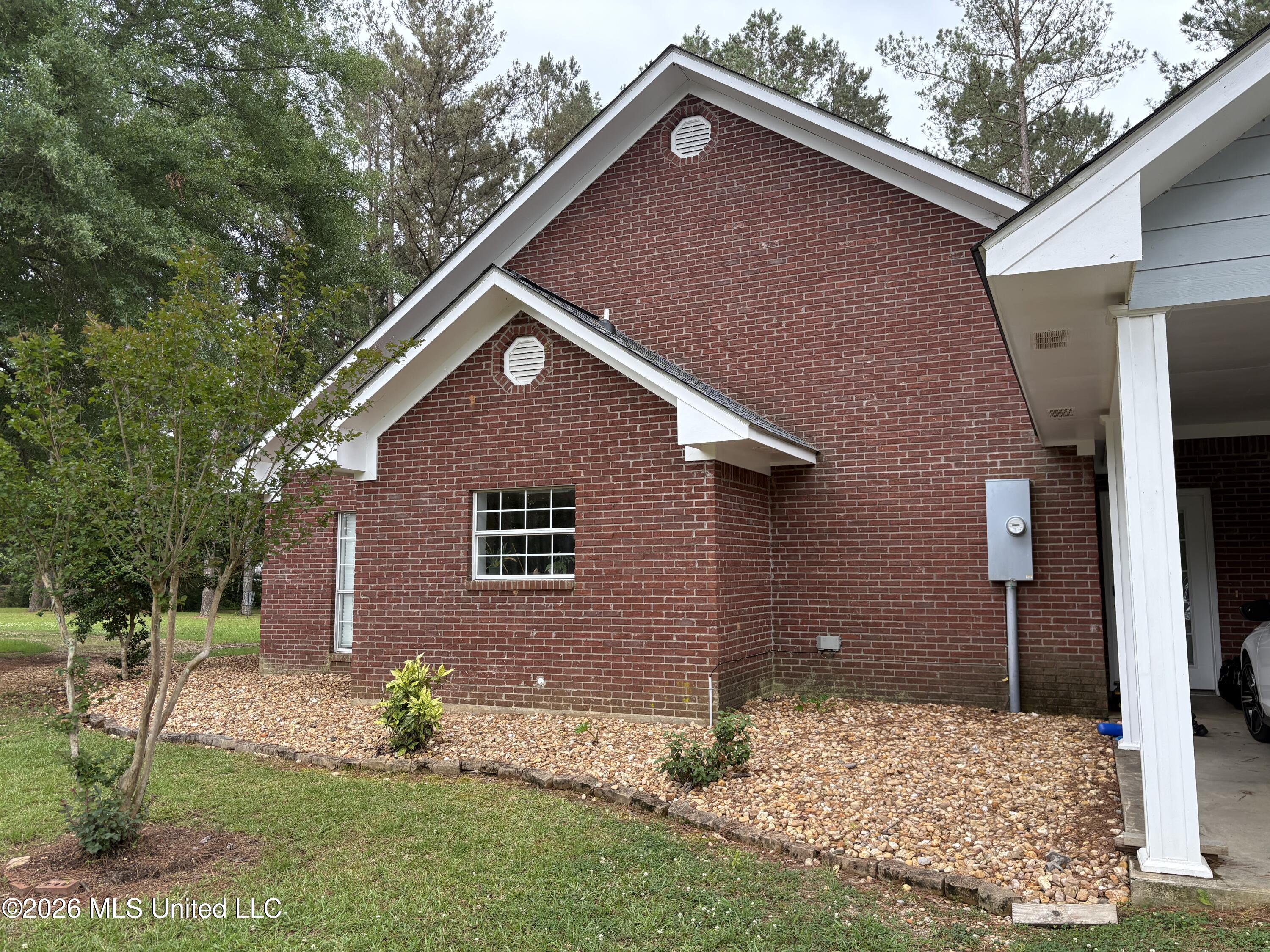 367 Highway 44 Property Photo 32