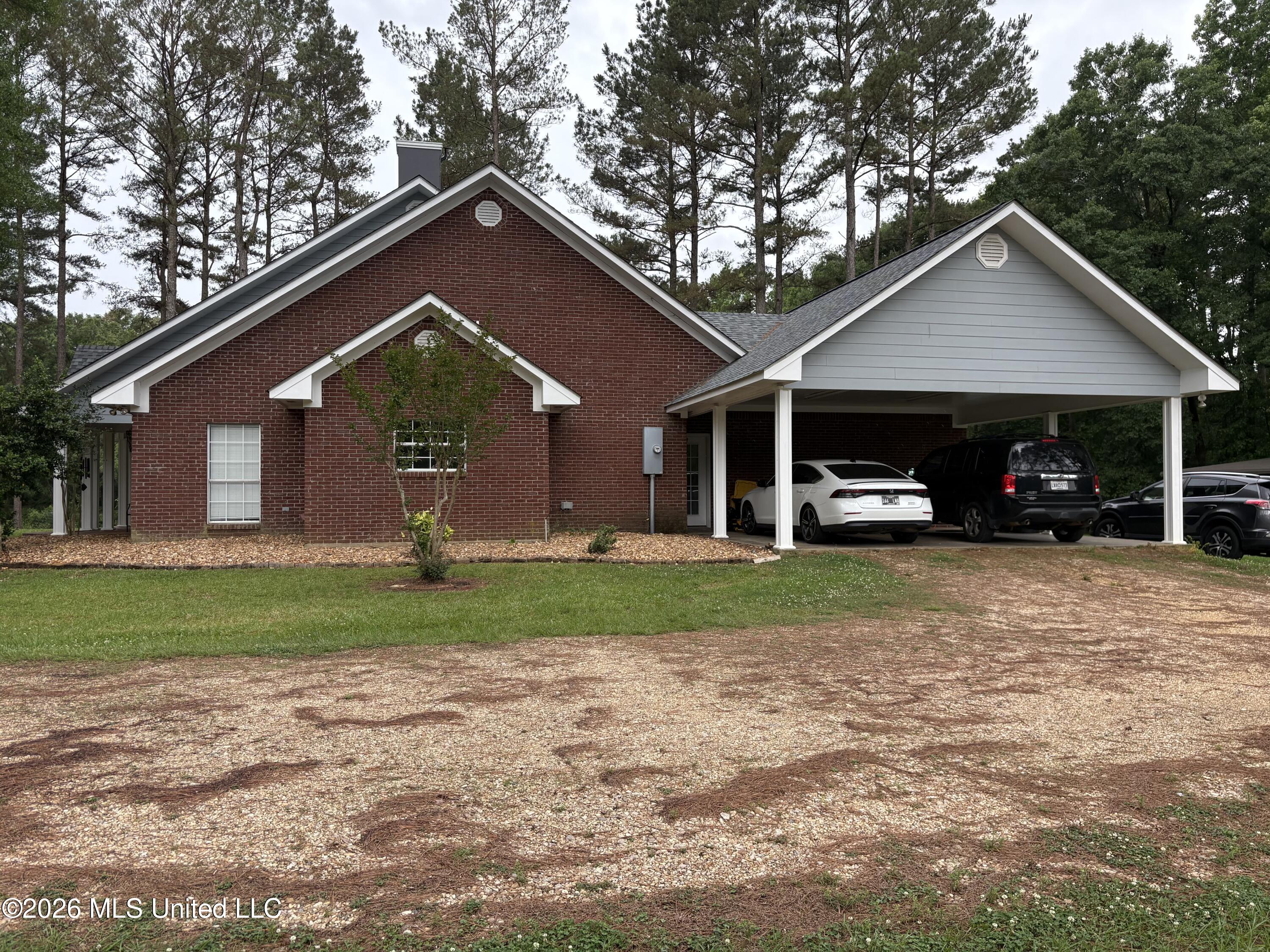 367 Highway 44 Property Photo 33